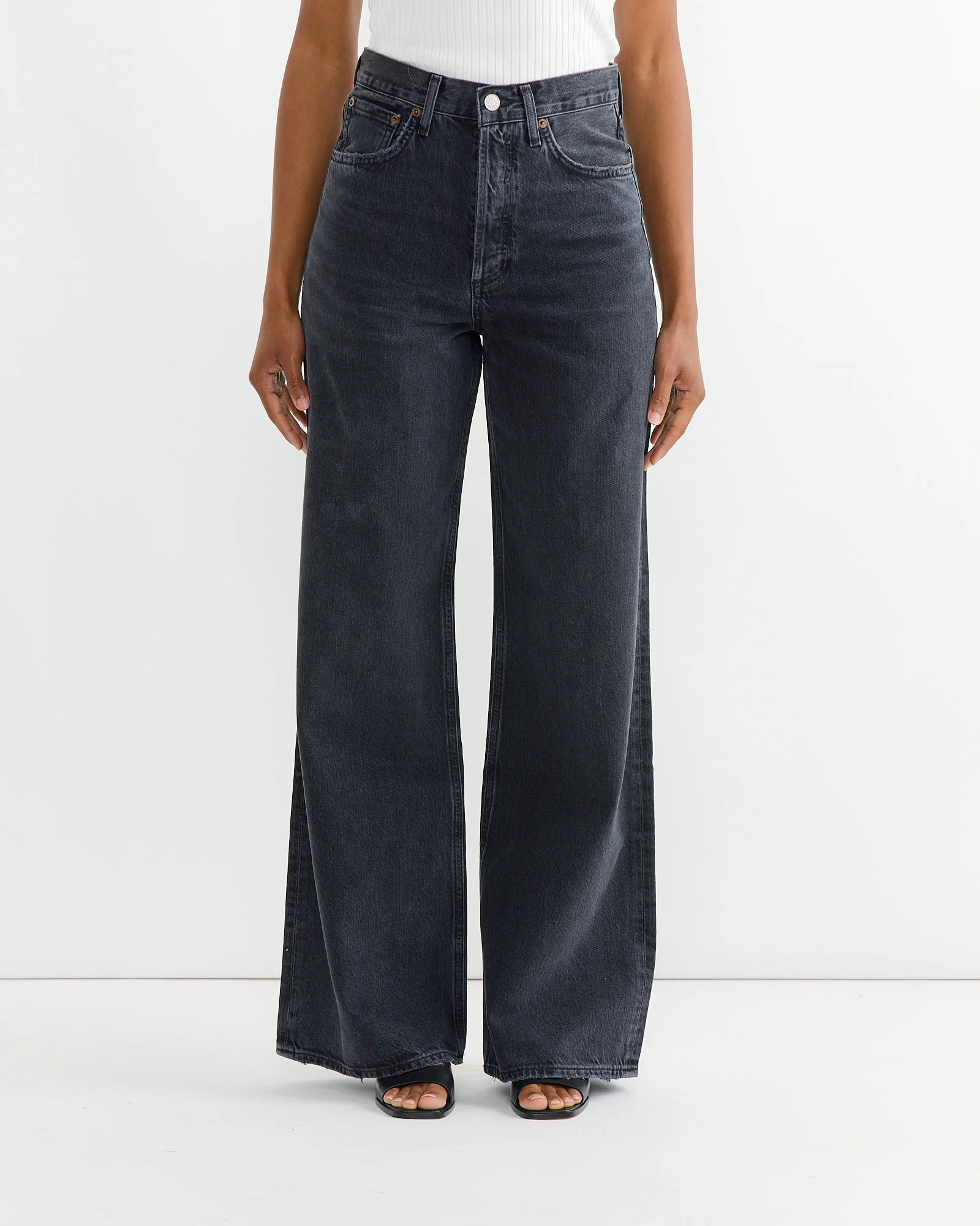 Dame Jean in Hitch