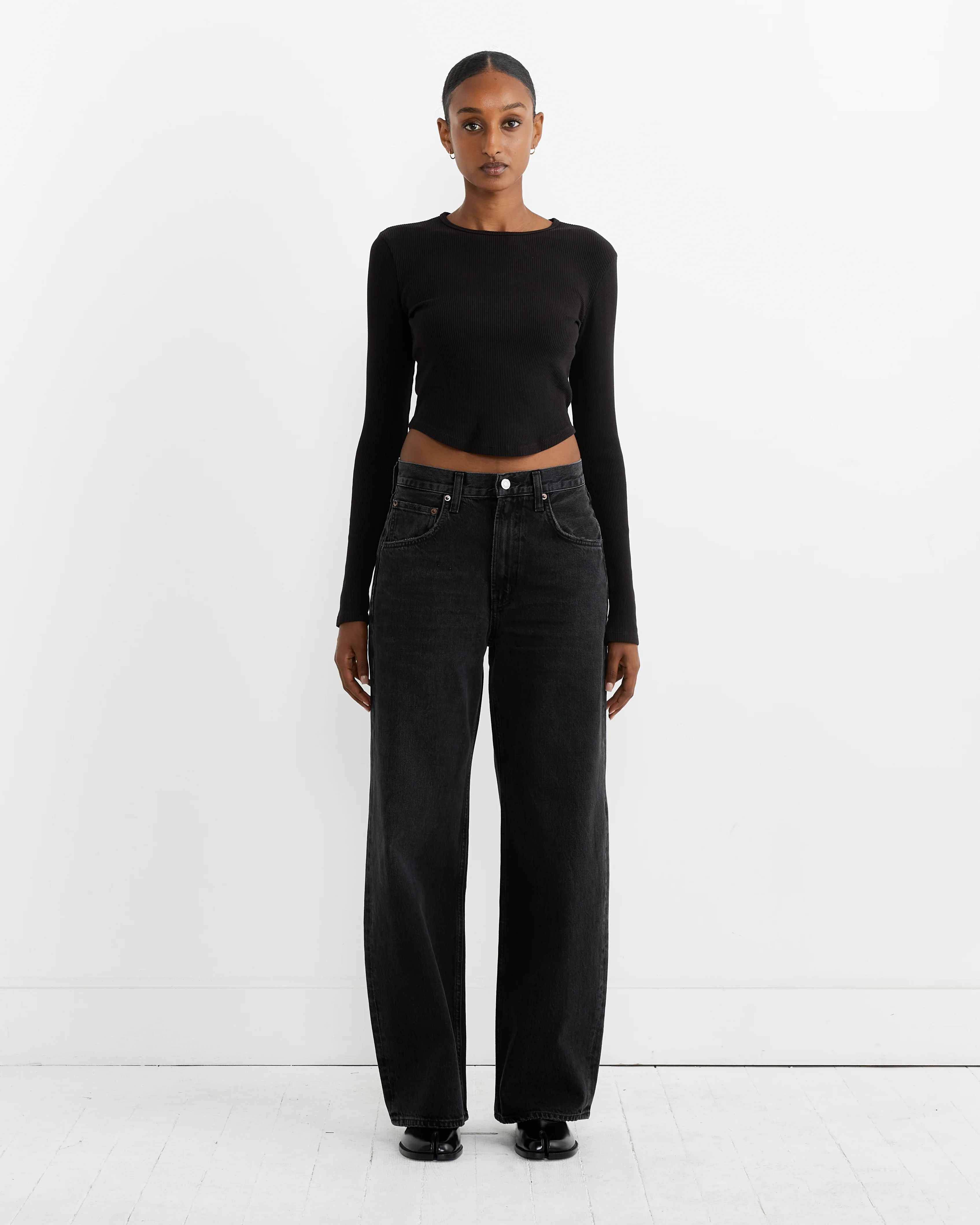 Low Curve Jean in Black Tar - Image 2