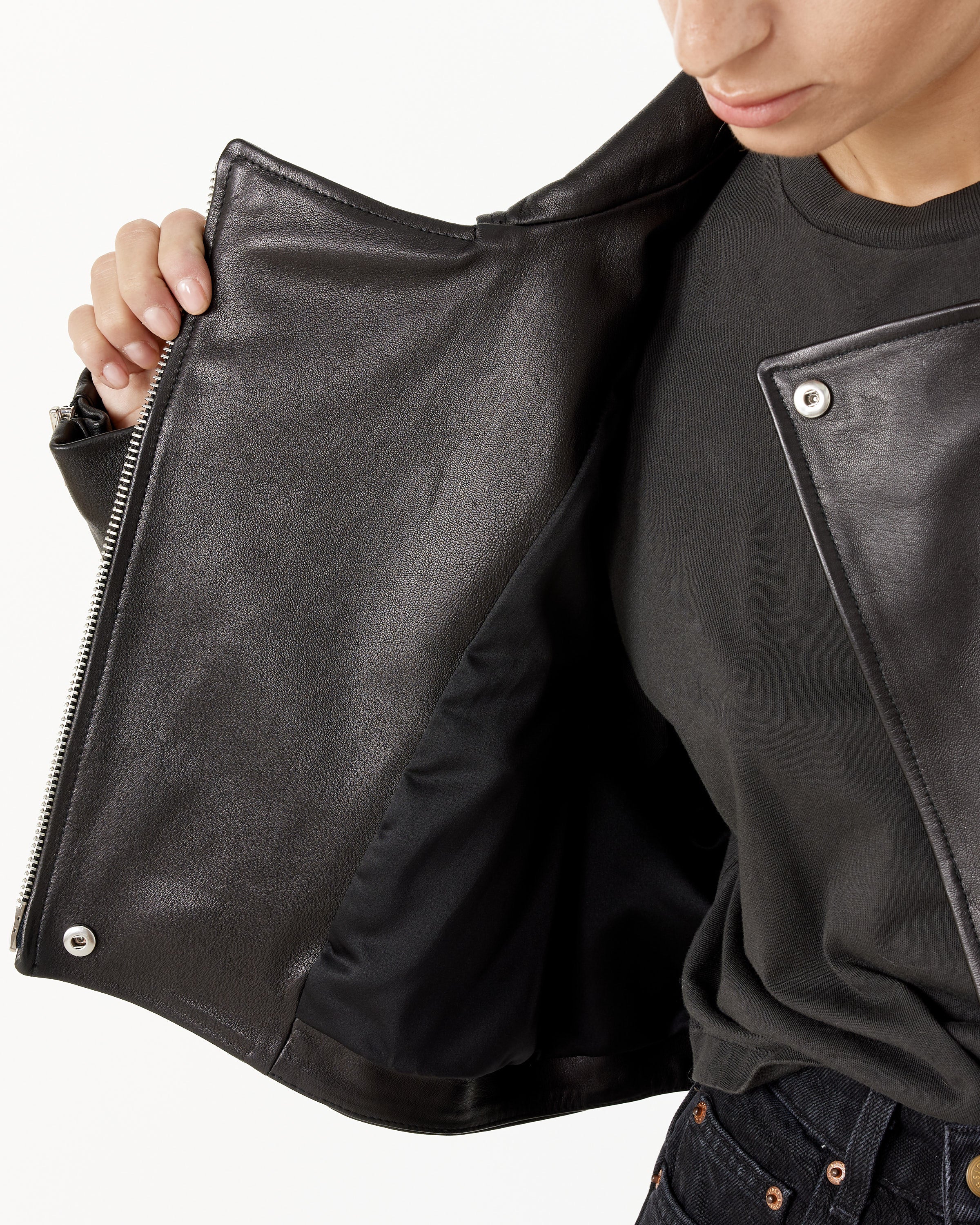 Remi Cropped Leather Biker - Image 5