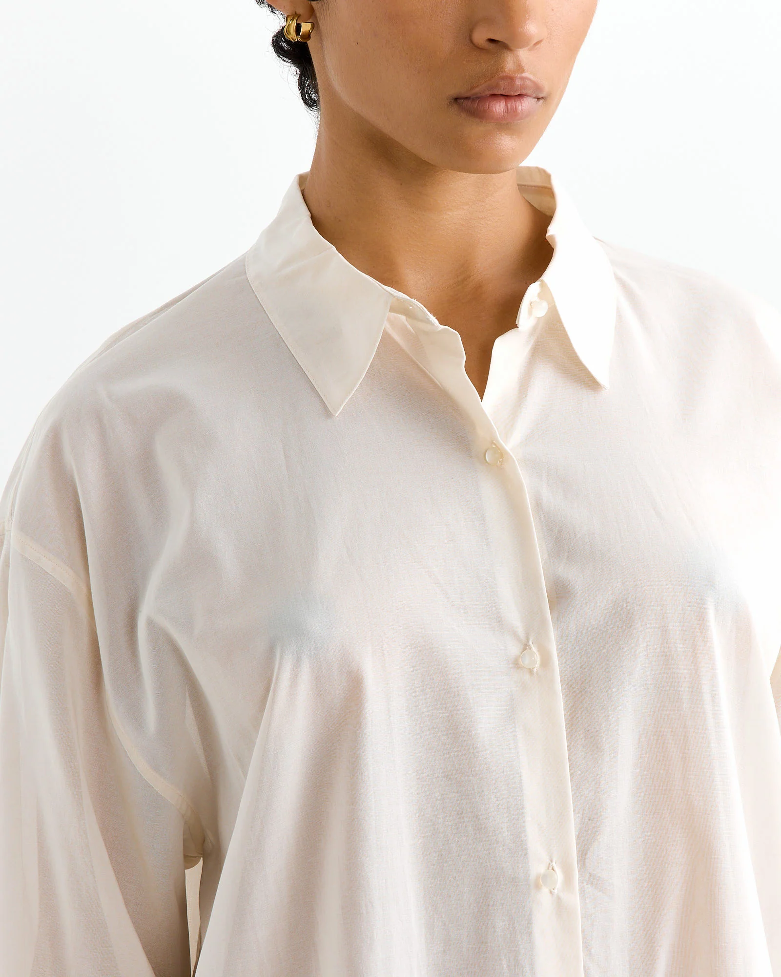 Sheer Cotton Classic Shirt in Ecru - Image 3