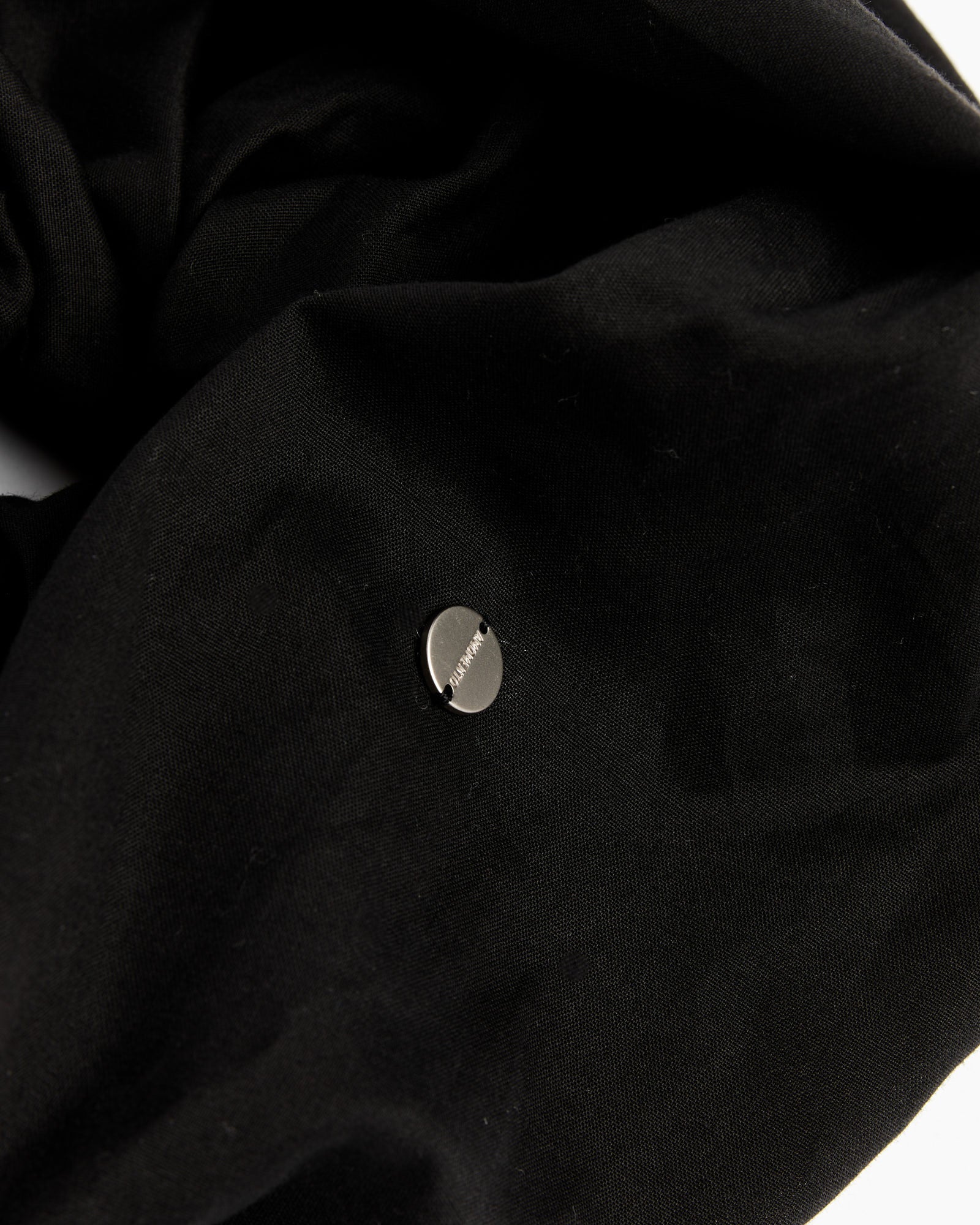 Sheer Cotton Scrunchie in Black - Image 3
