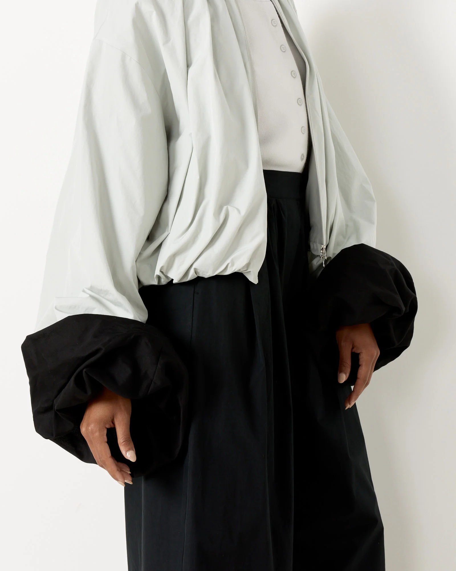 Sheer Cotton Scrunchie in Black - Image 4