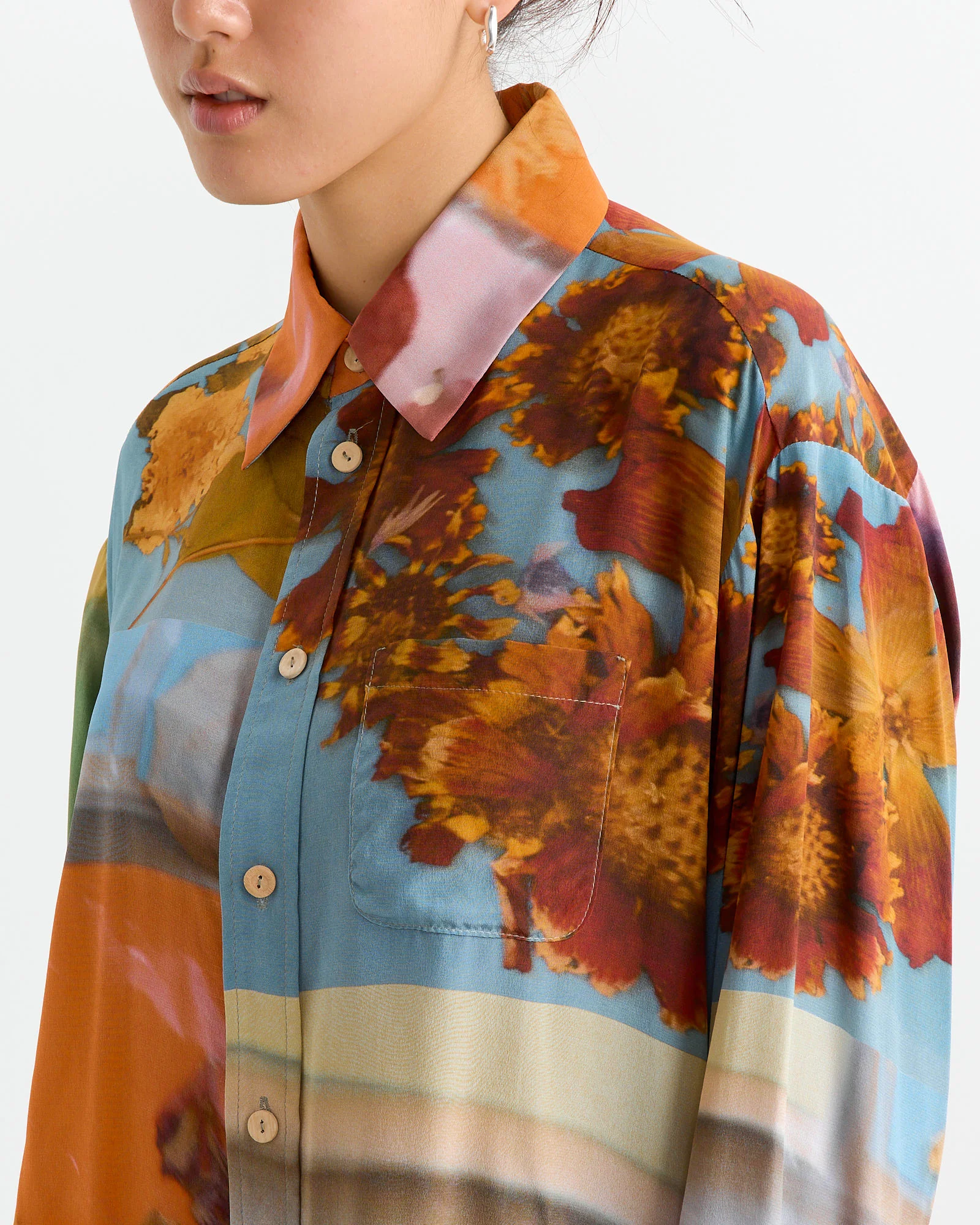 Unisex Shirt in Print G - Image 4