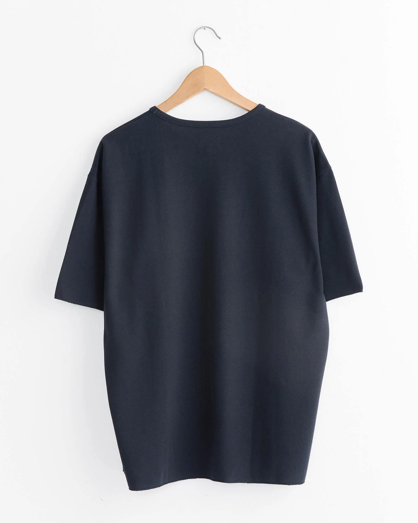 Pontus T-Shirt in Black - Image 3
