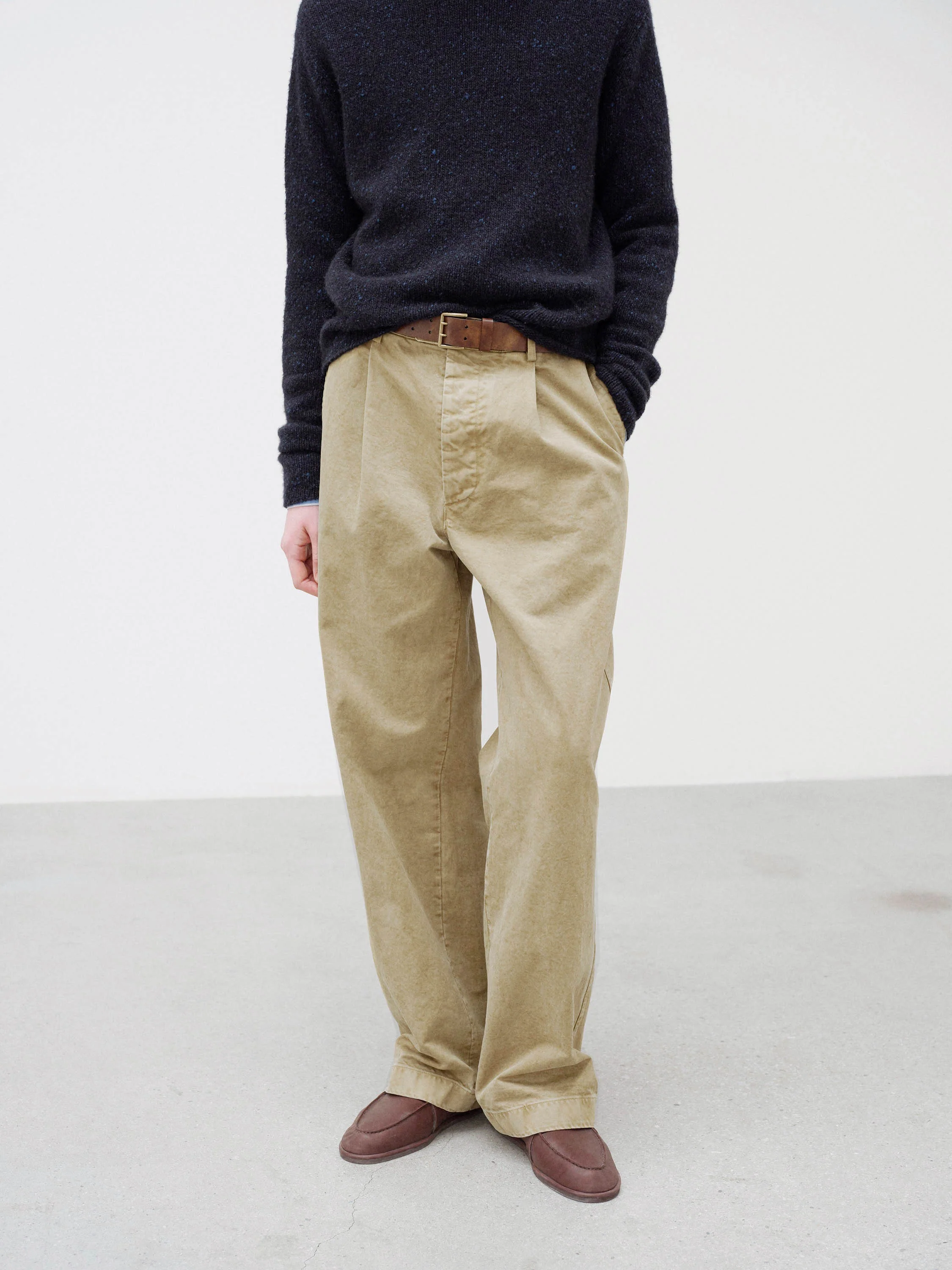 Dyed Finx Chino One Tuck Pant in Beige - Image 2