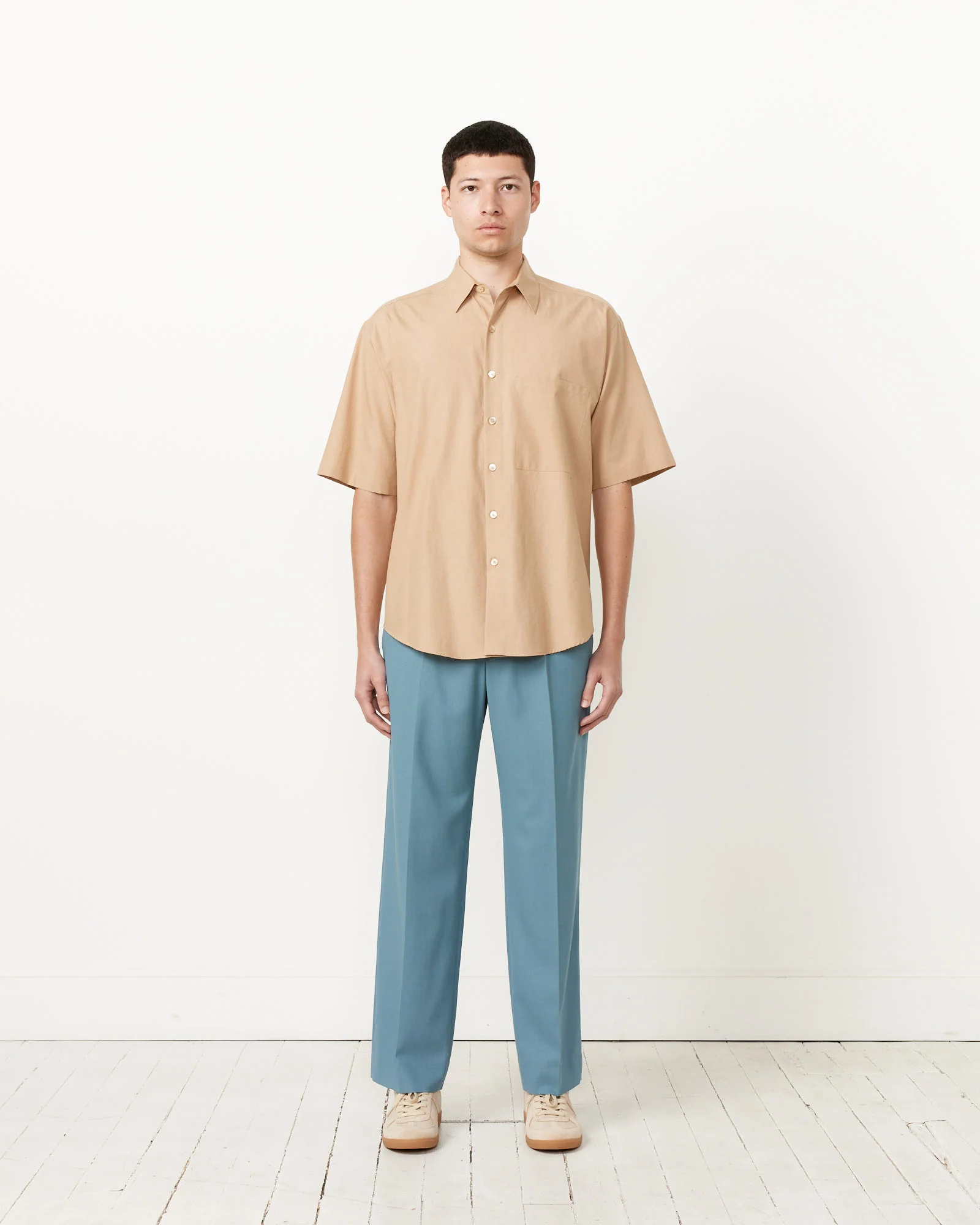 Washed Finx Twill Big Half Sleeve Shirt in Light Brown - Image 3