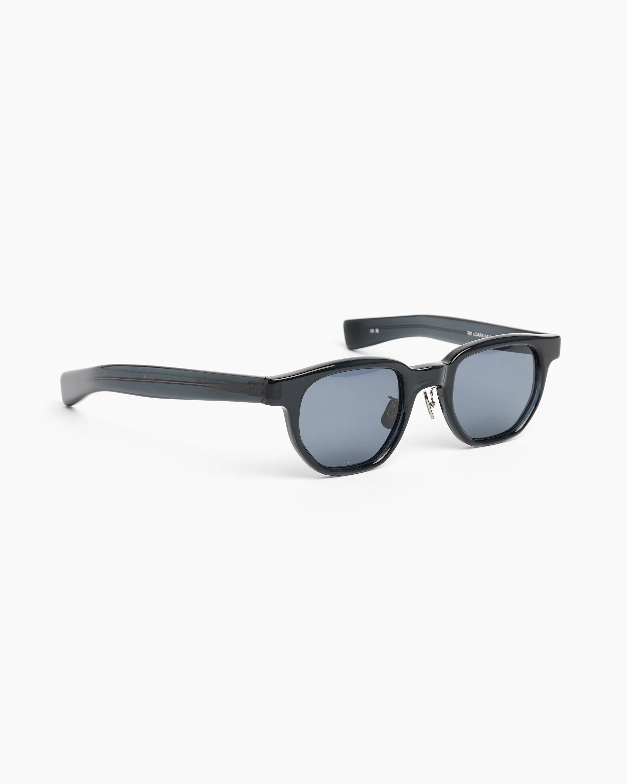 Auralee x Eyevan 7285 Sunglasses in Navy - Image 2