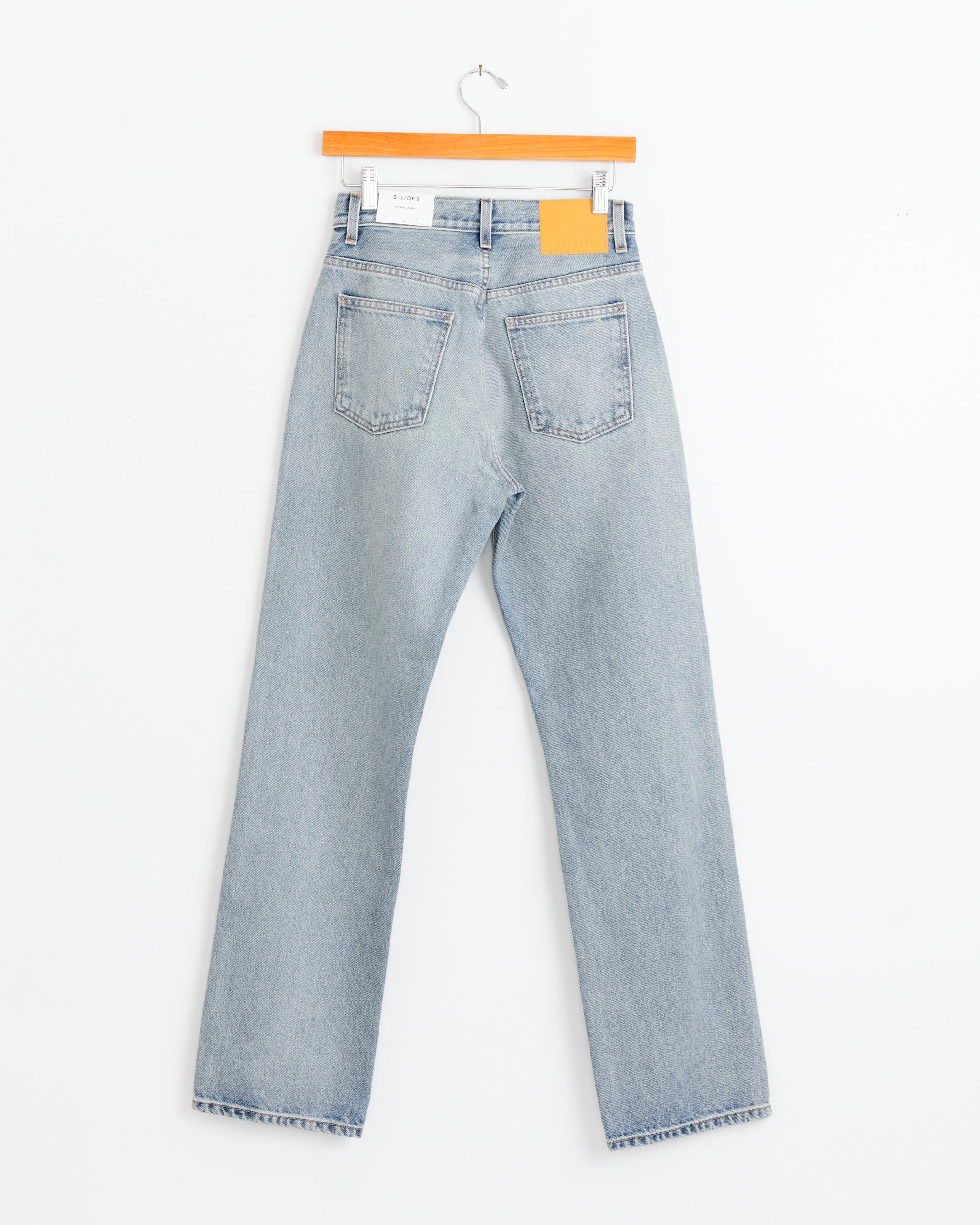 Mira Jean in Ed Wash - Image 3