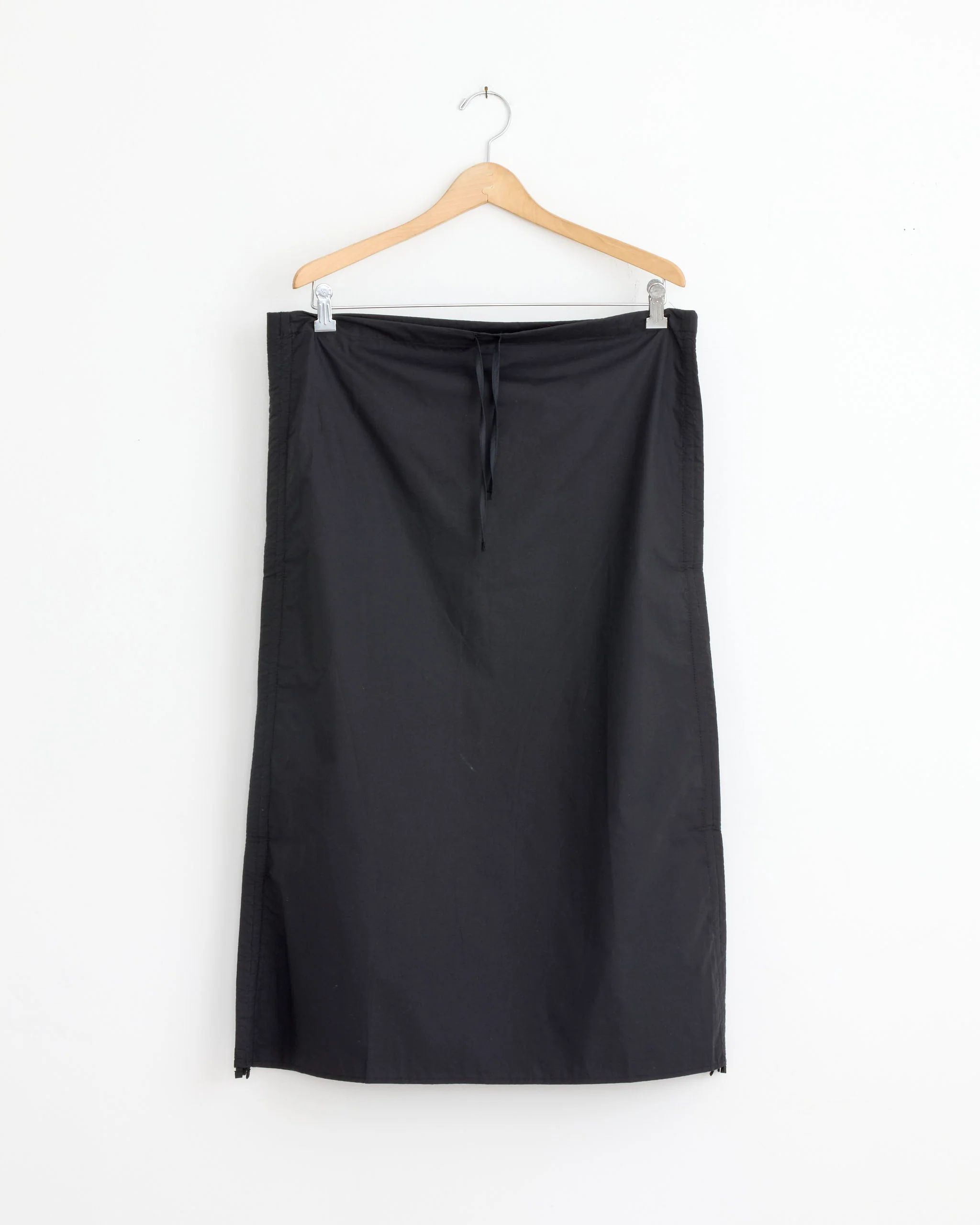 Pictorial Skirt in Black
