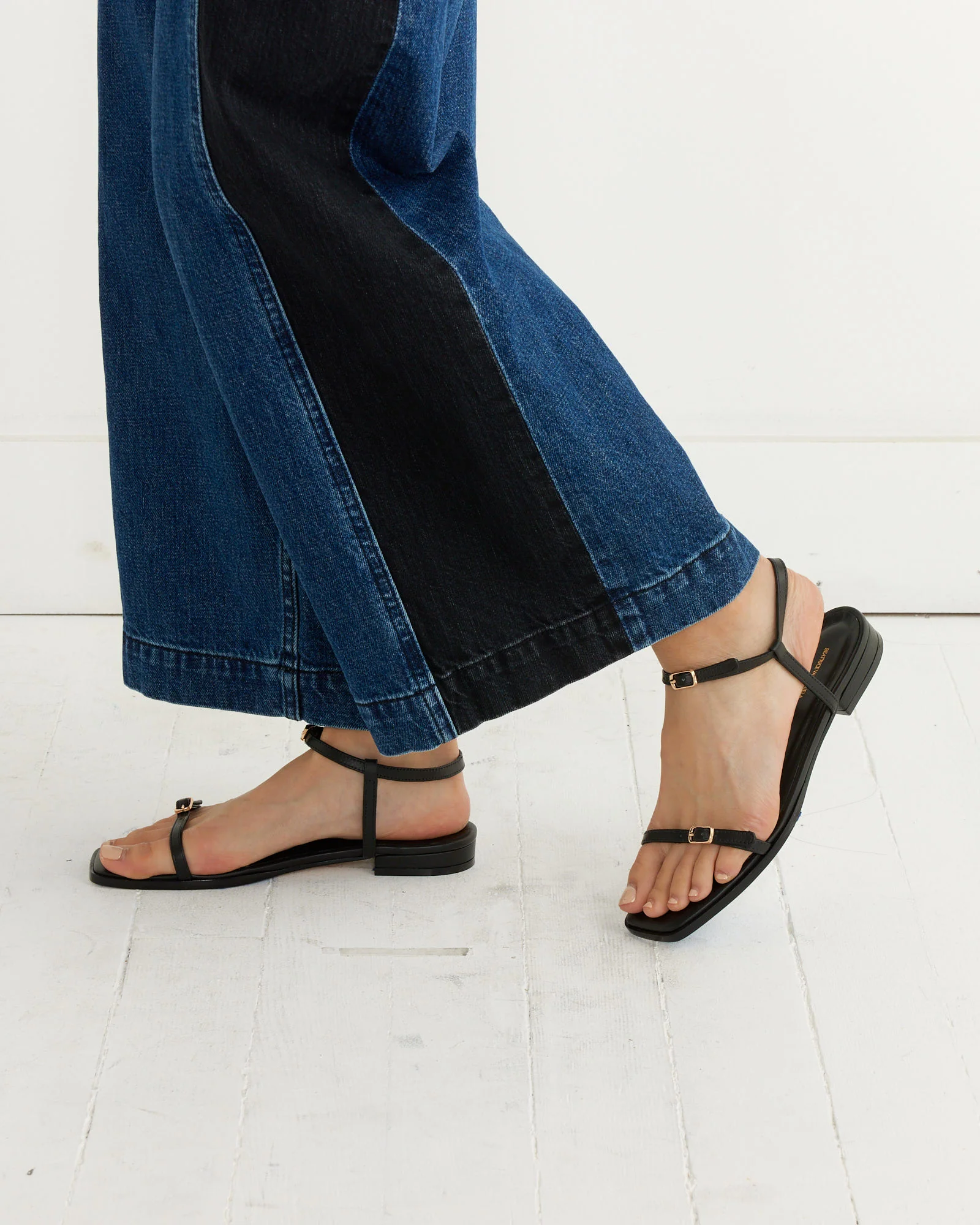 Antigua Sandal in Black - Image 4