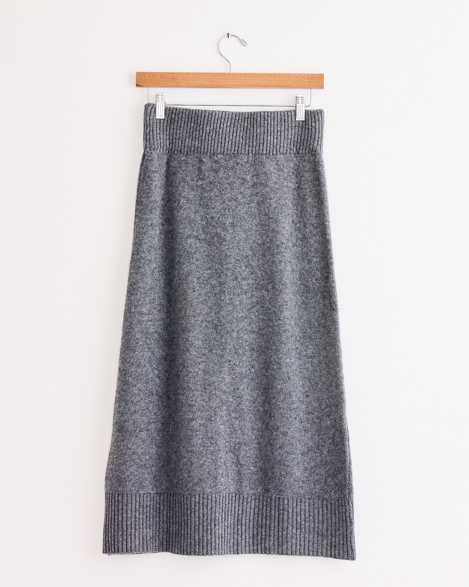 Amina Skirt in Light Grey - Image 3