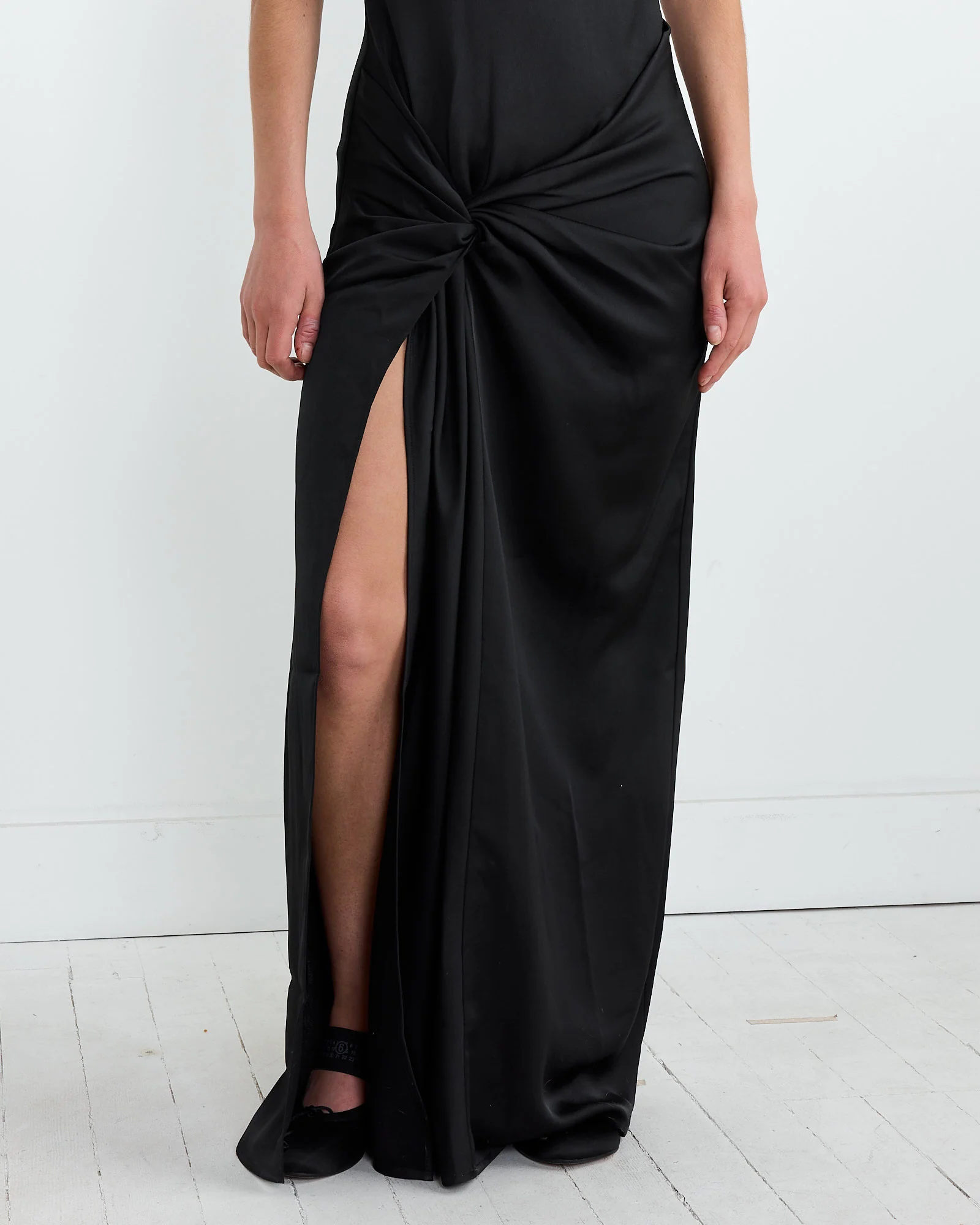 Imogen Dress in Black - Image 2