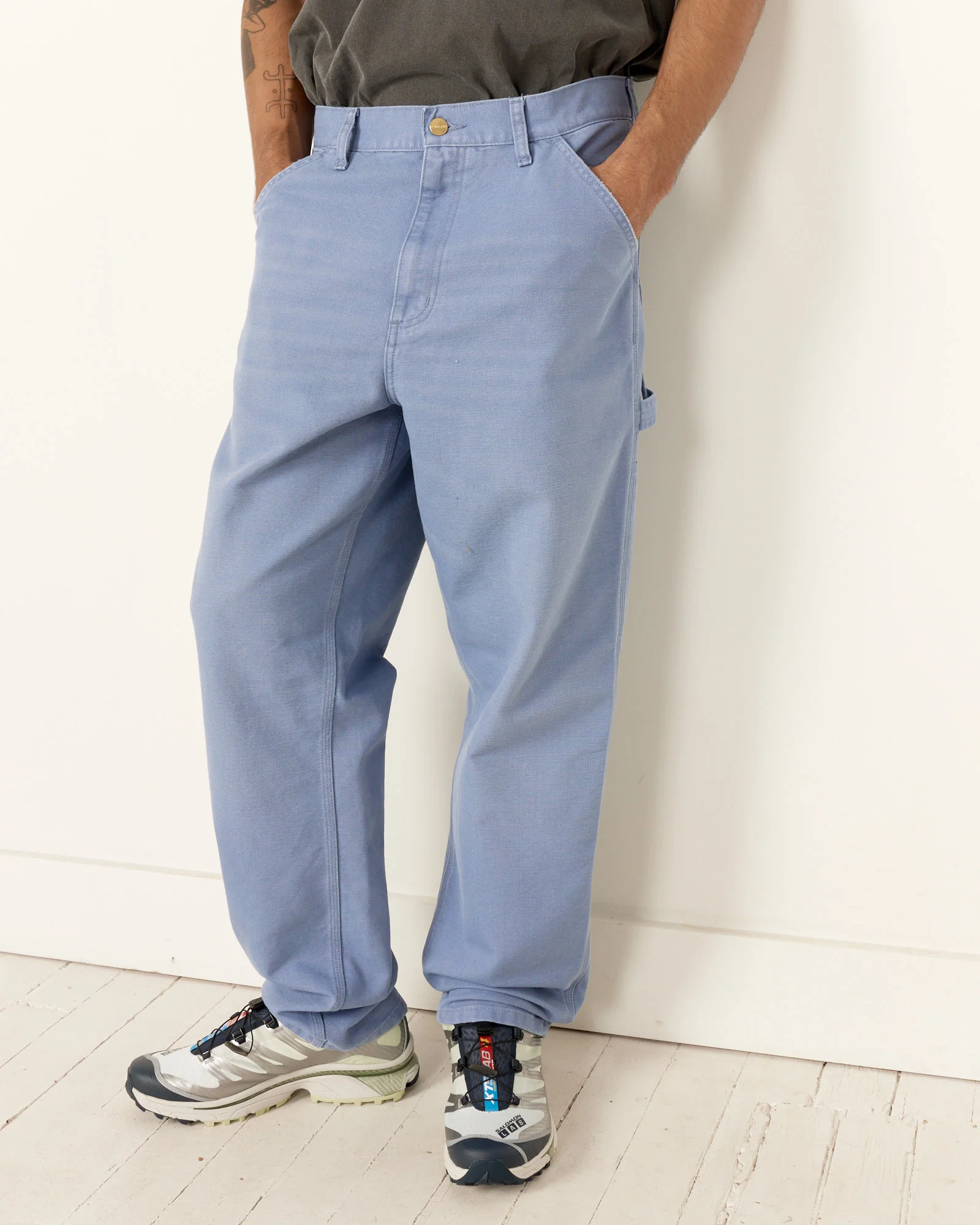 Single Knee Pant in Bay Blue - Image 3