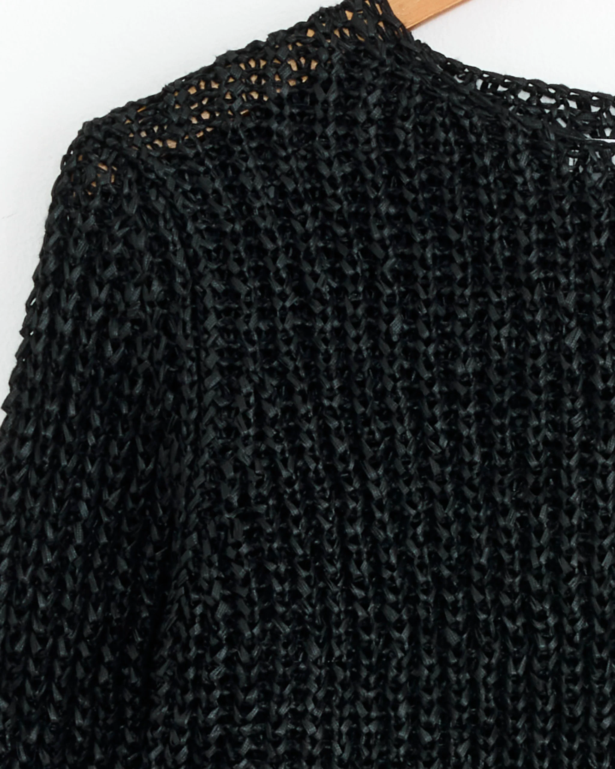 N512 Sweater in Black - Image 2