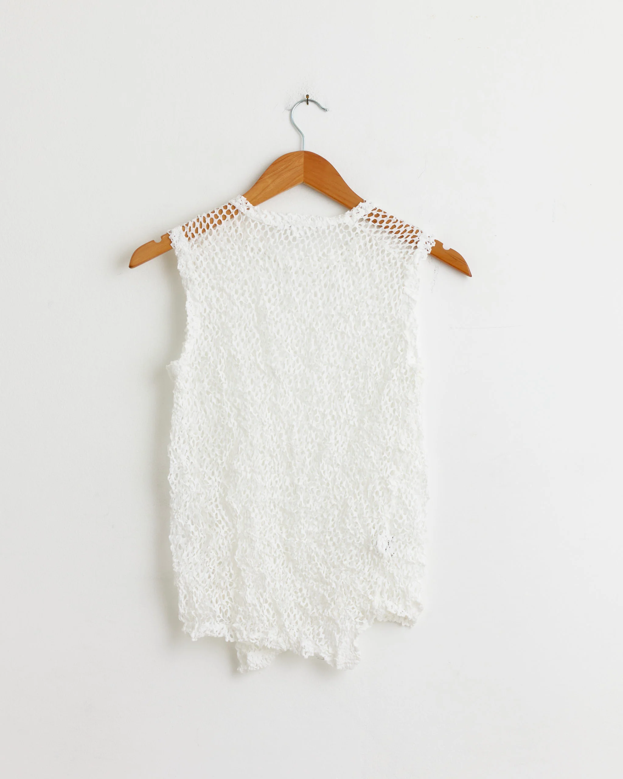 T015 Top in White - Image 3