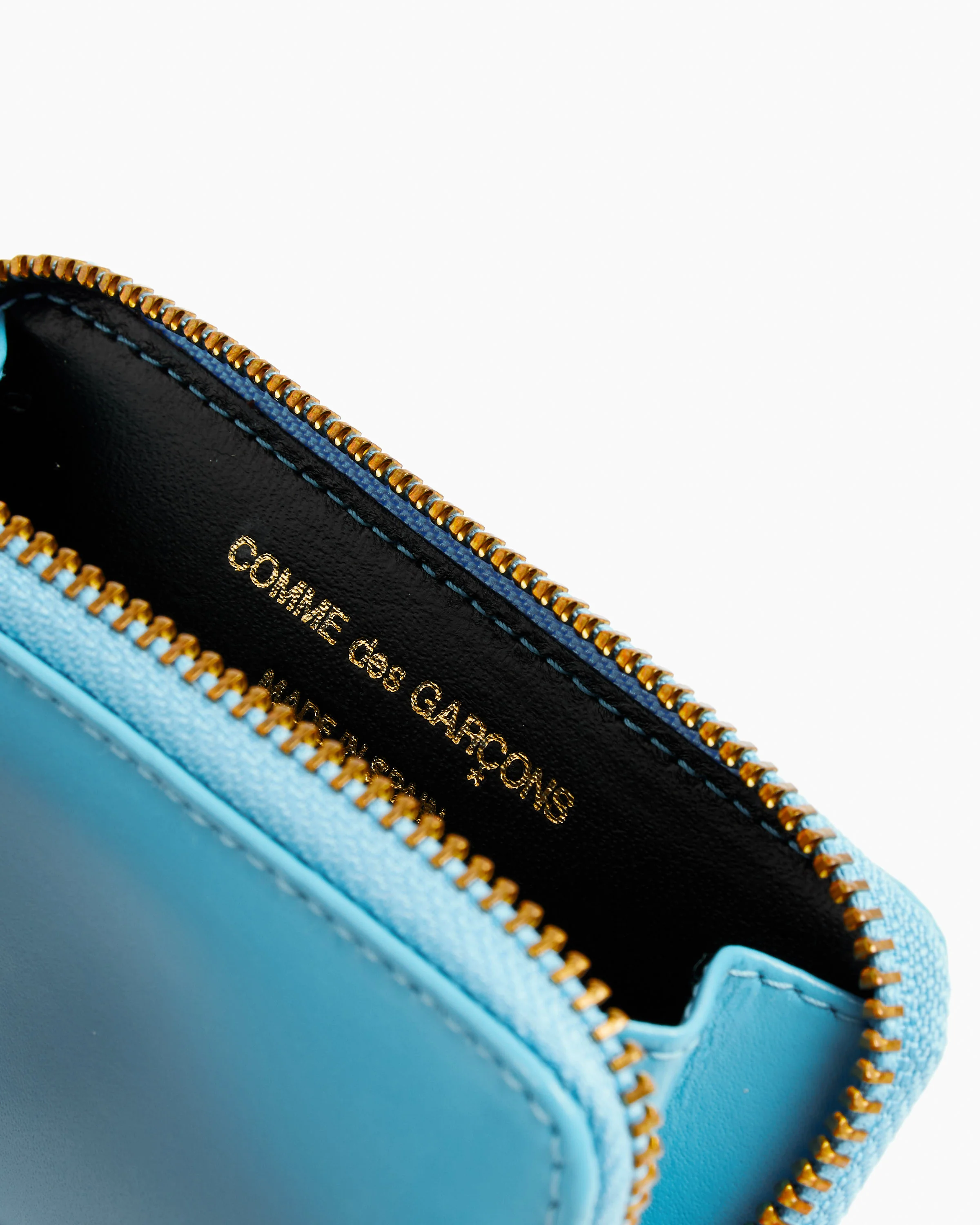 Classic Coin Zip Wallet in Blue - Image 2