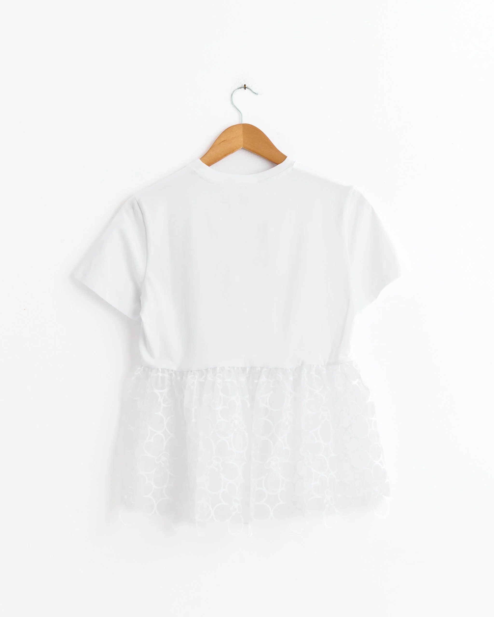 Connie T-Shirt in White - Image 3