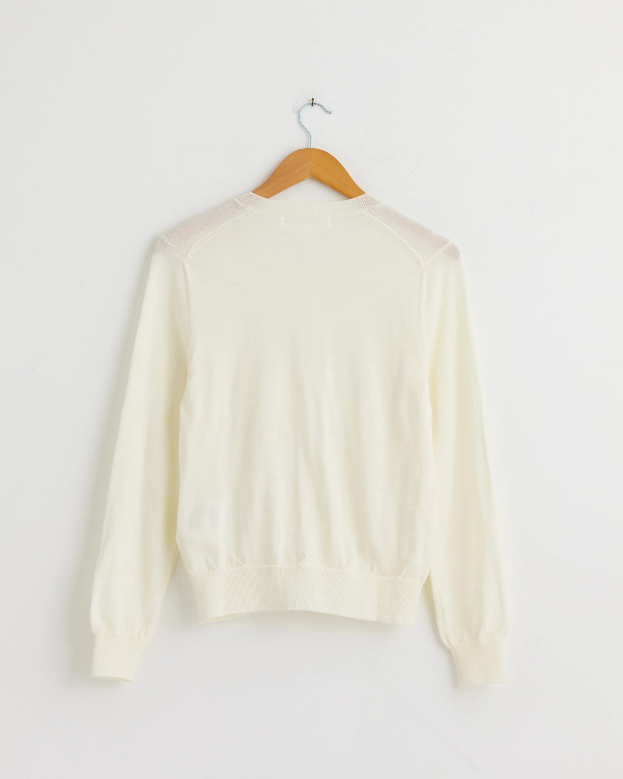 N009 Cardigan in White - Image 3
