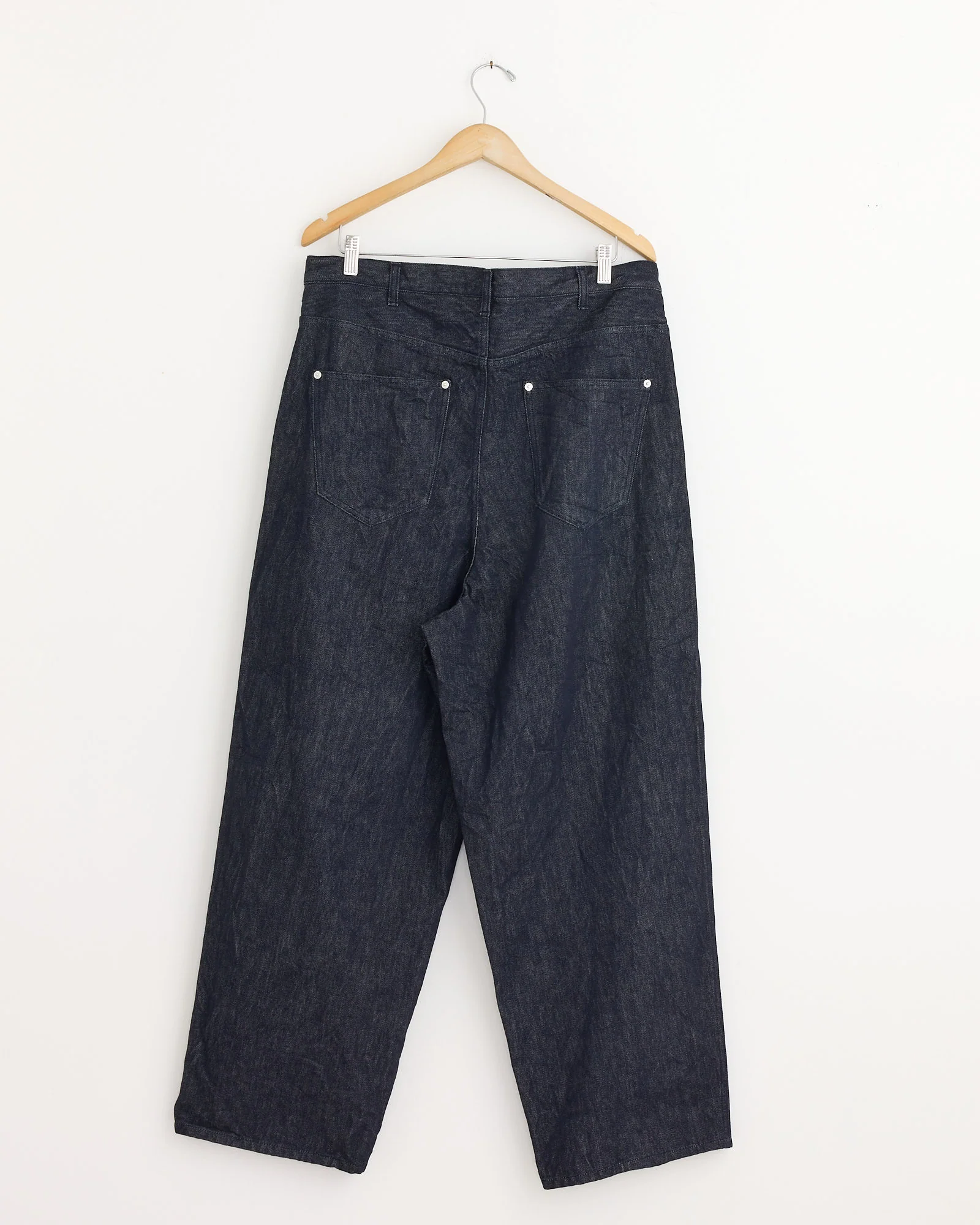 Pleated Jeans in Indigo - Image 3
