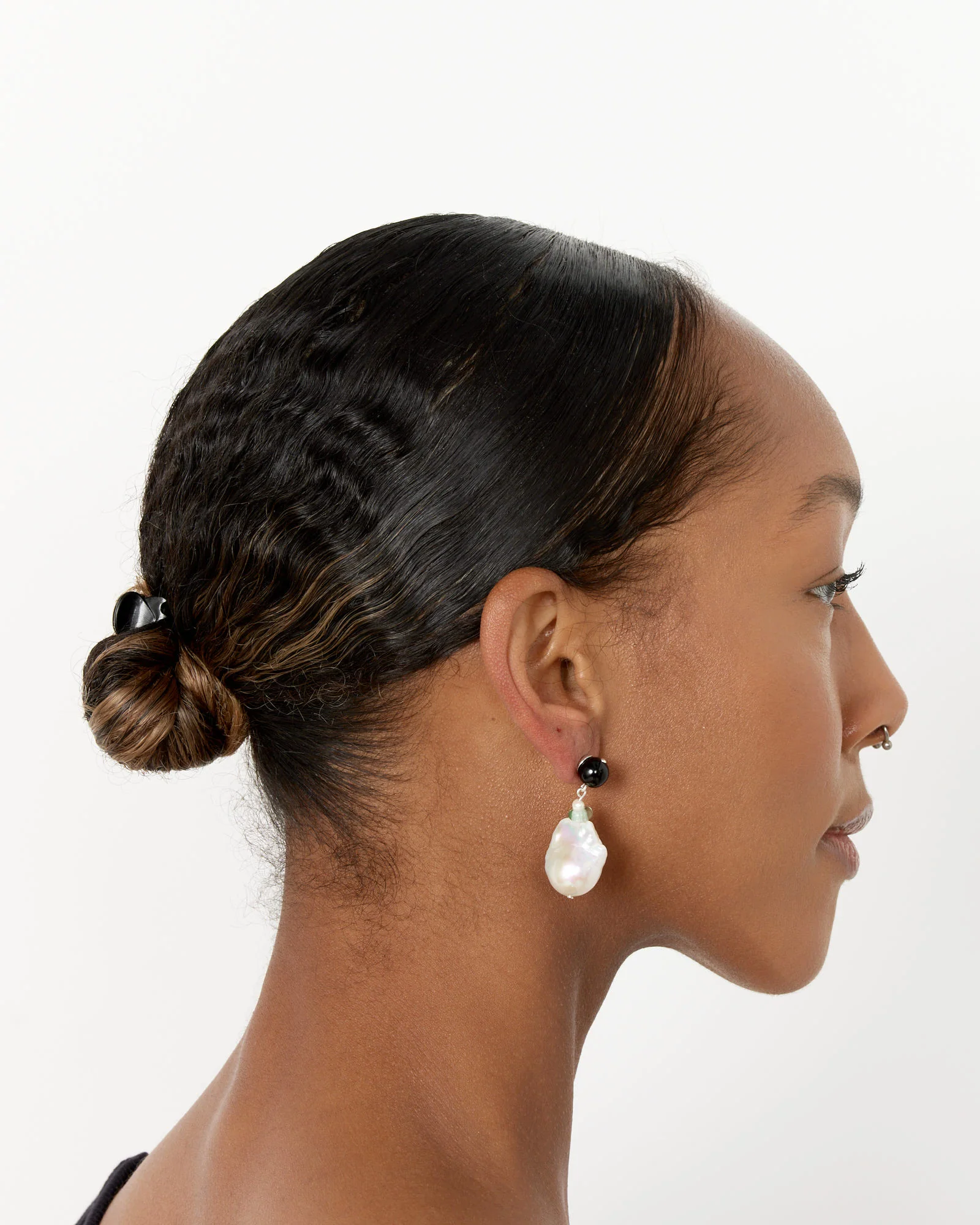 Peat Pearls/Onyx Earrings - Image 5