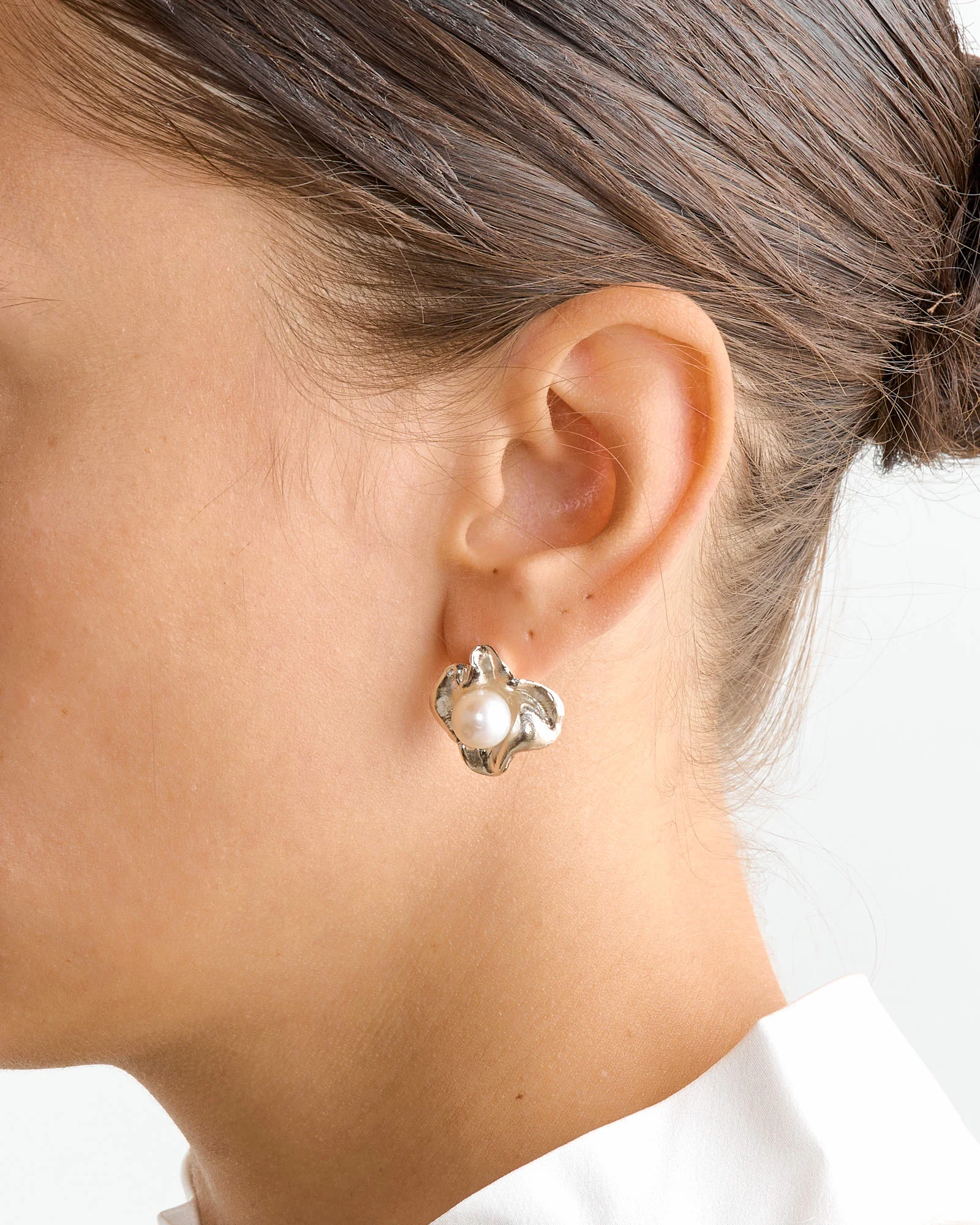 Fresh Water Pearls Earrings in Silver Plated - Image 4