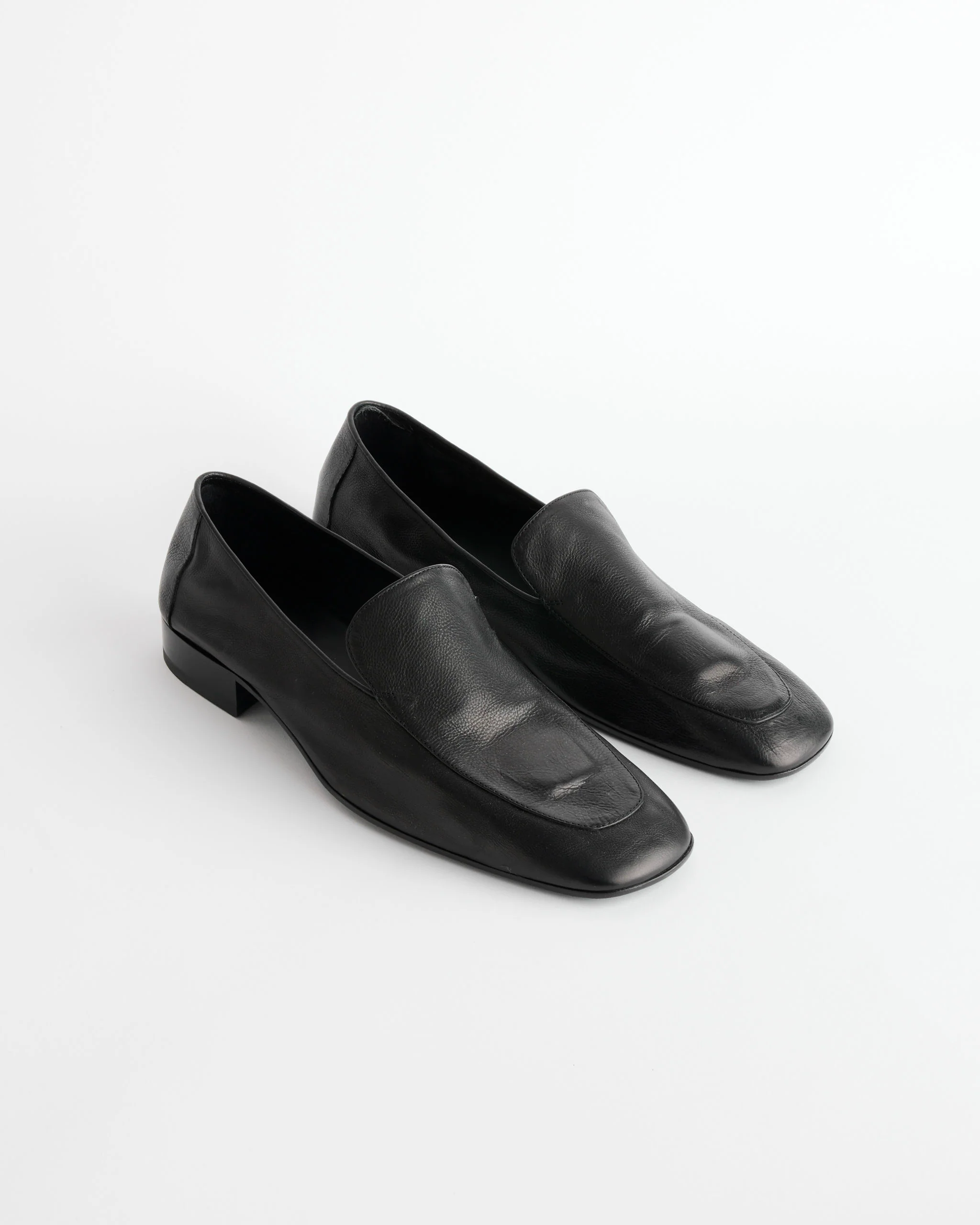 Loafer in Black - Image 2
