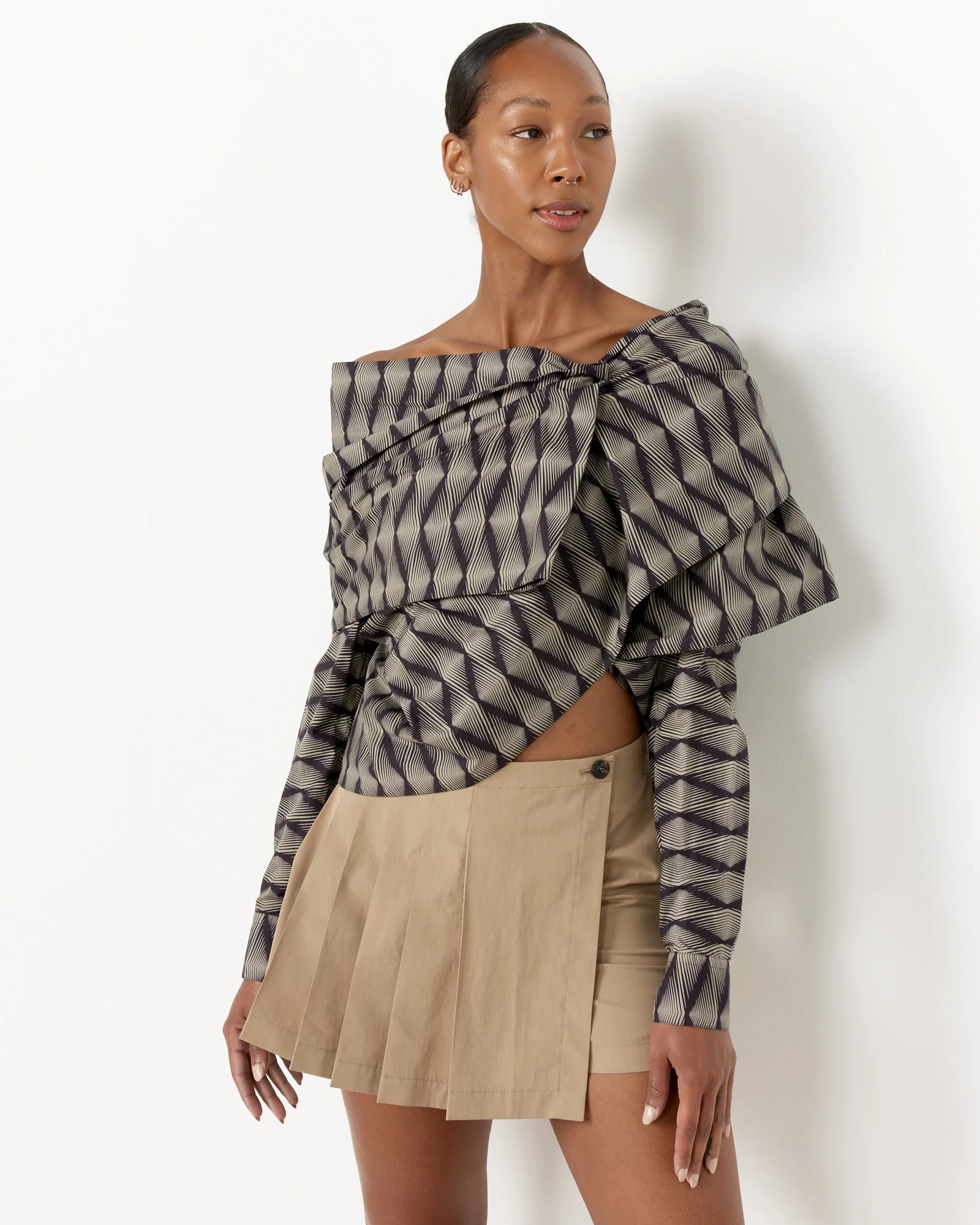 Crispy Draped Off-Shoulder Shirt in Black - Image 4