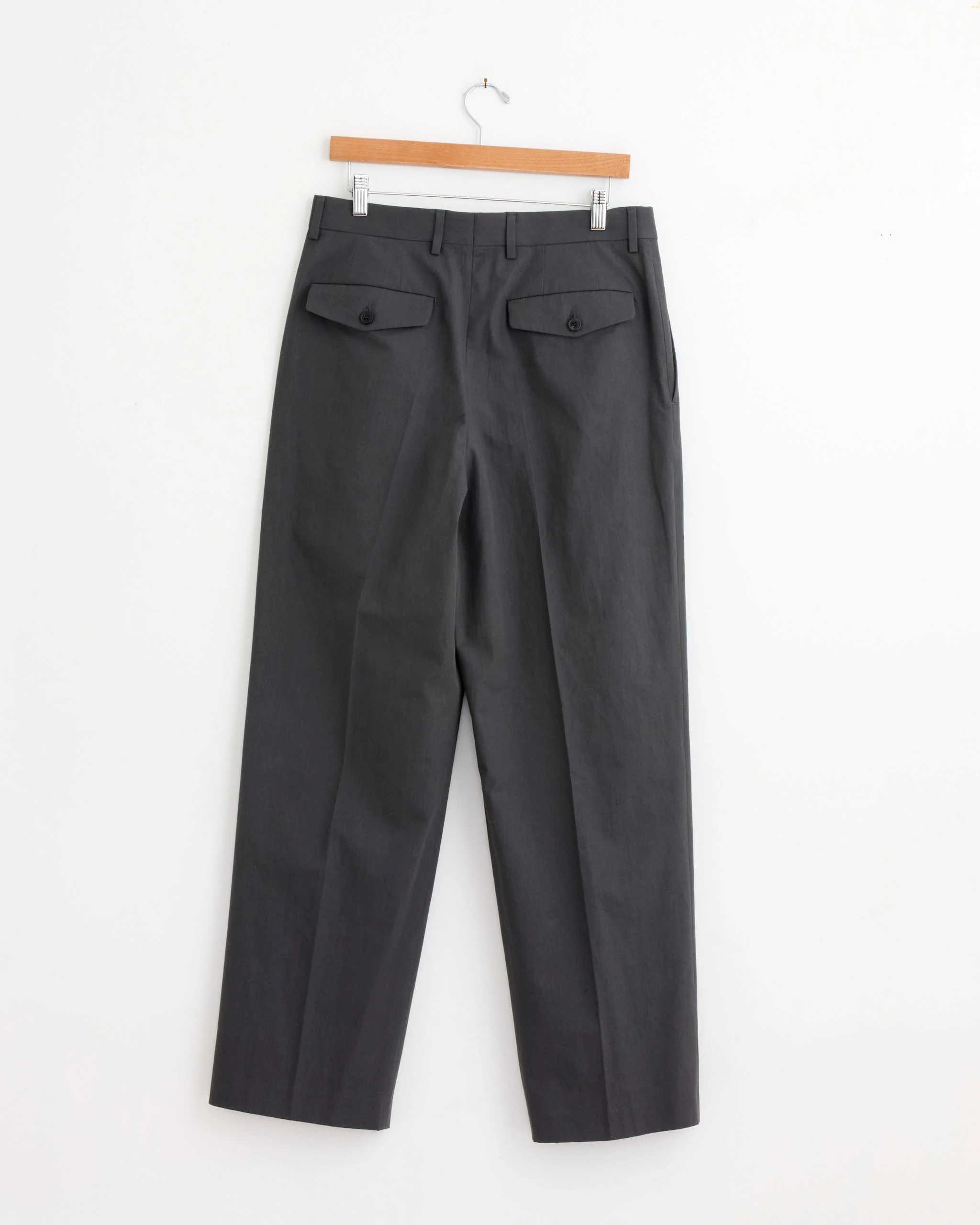 Tailored Pant in Dark Grey - Image 2
