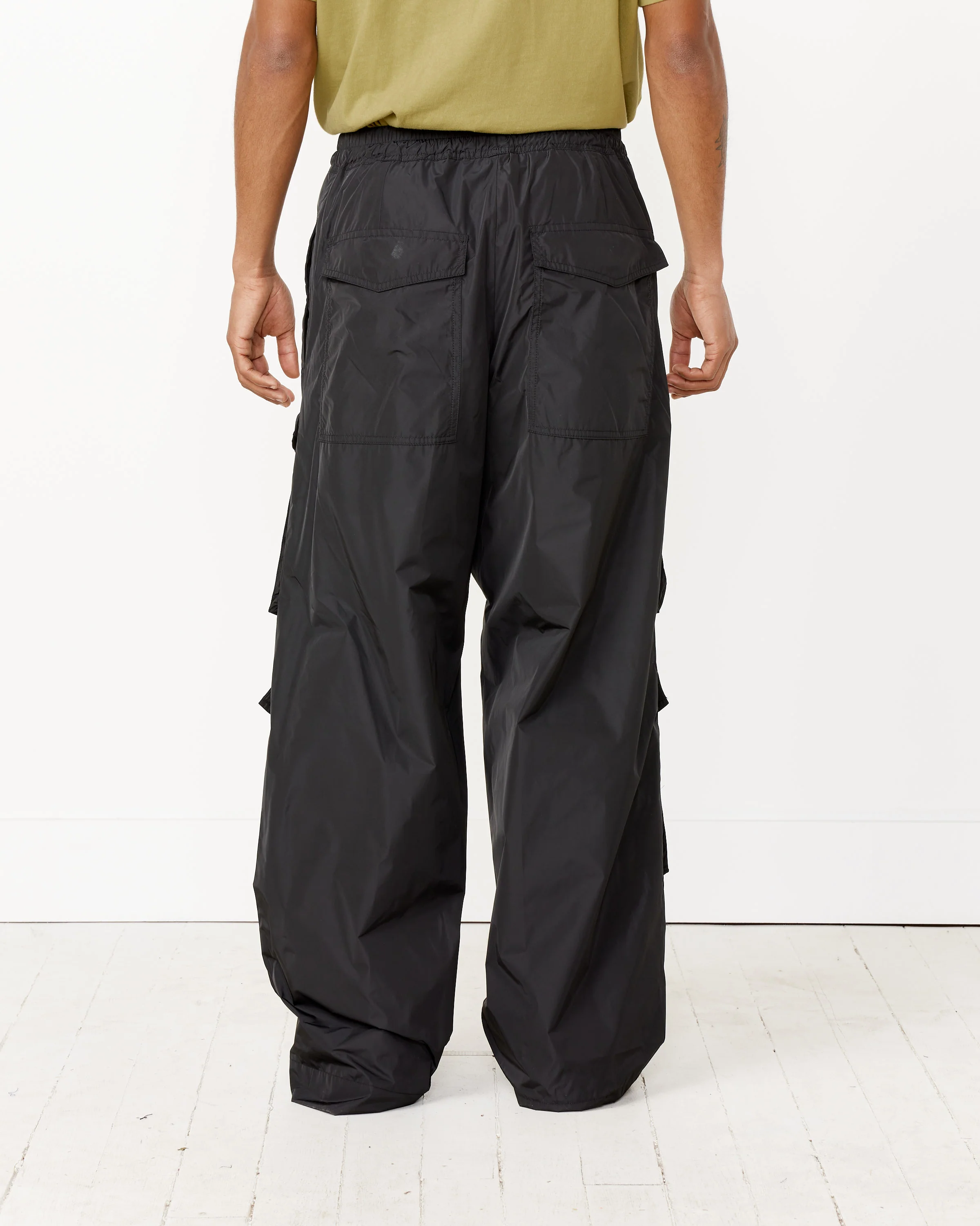Cargo Pants in Black - Image 3