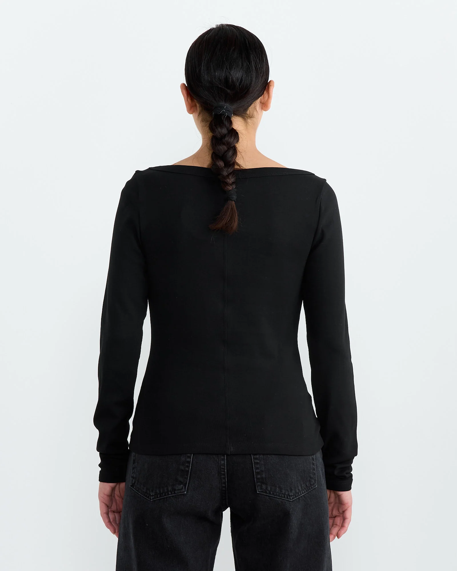 Steffi Tee in Black - Image 5