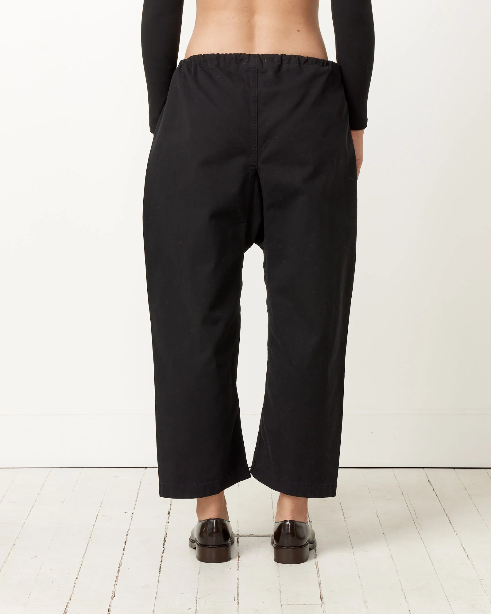 Lou Pant in Black - Image 5