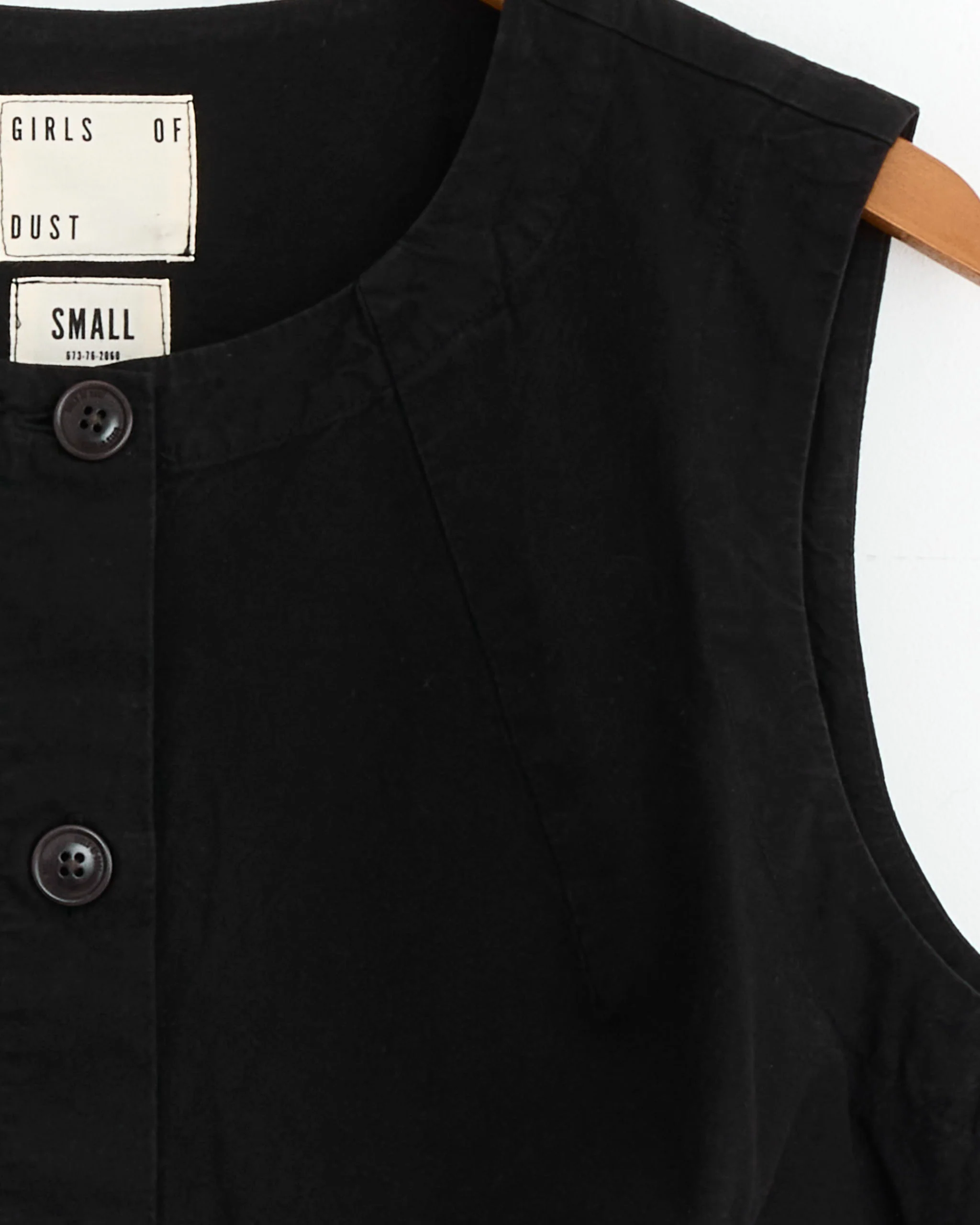 Veston Vest in Black - Image 2