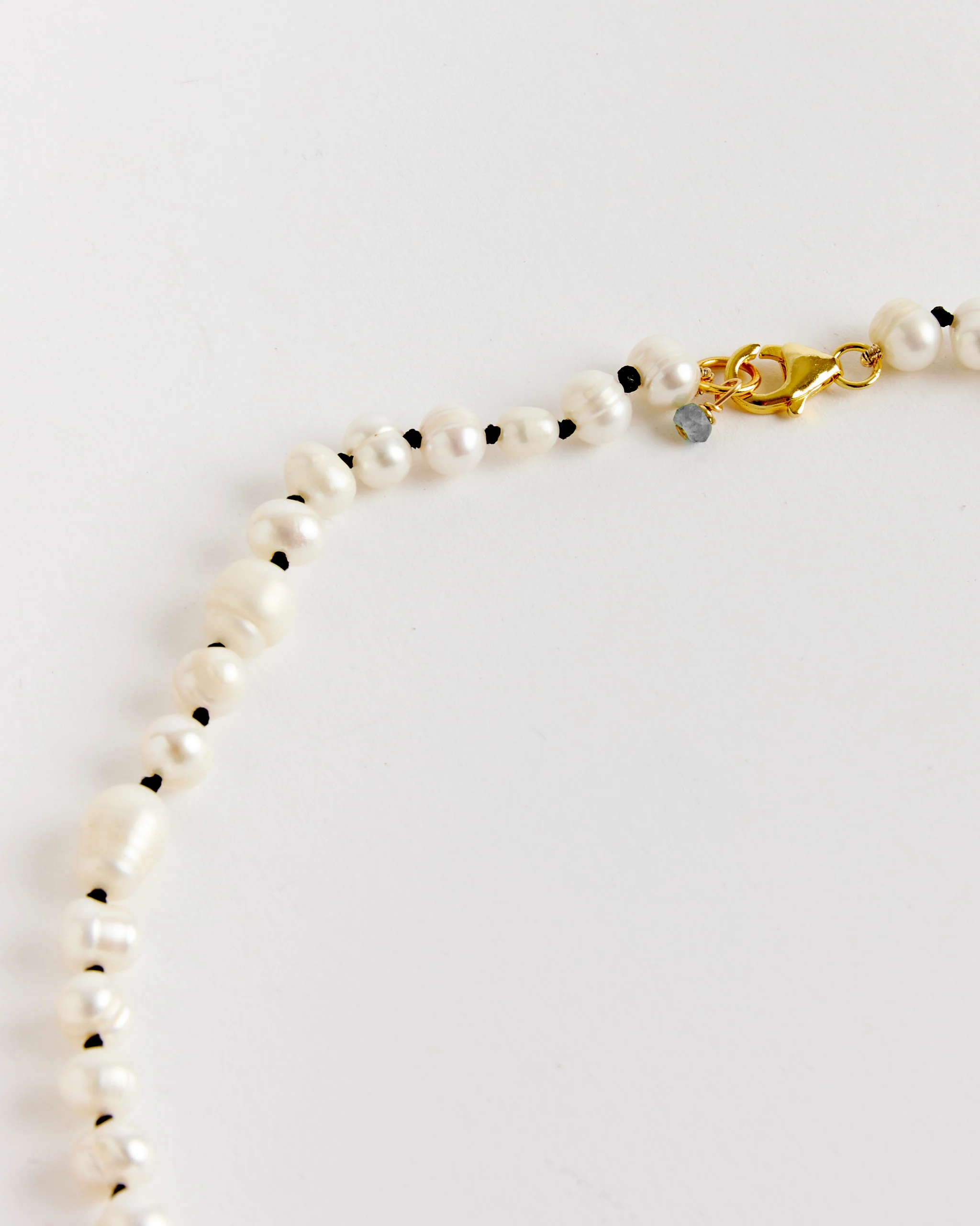James Necklace in Pearl/Silver Gold Plated - Image 2