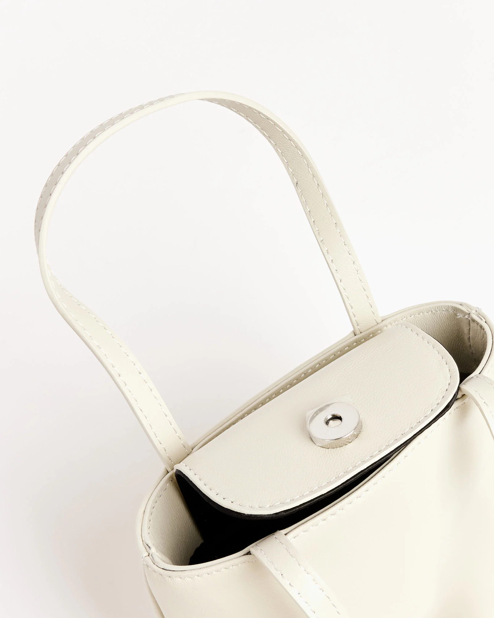 Little Leather Bag - Image 3