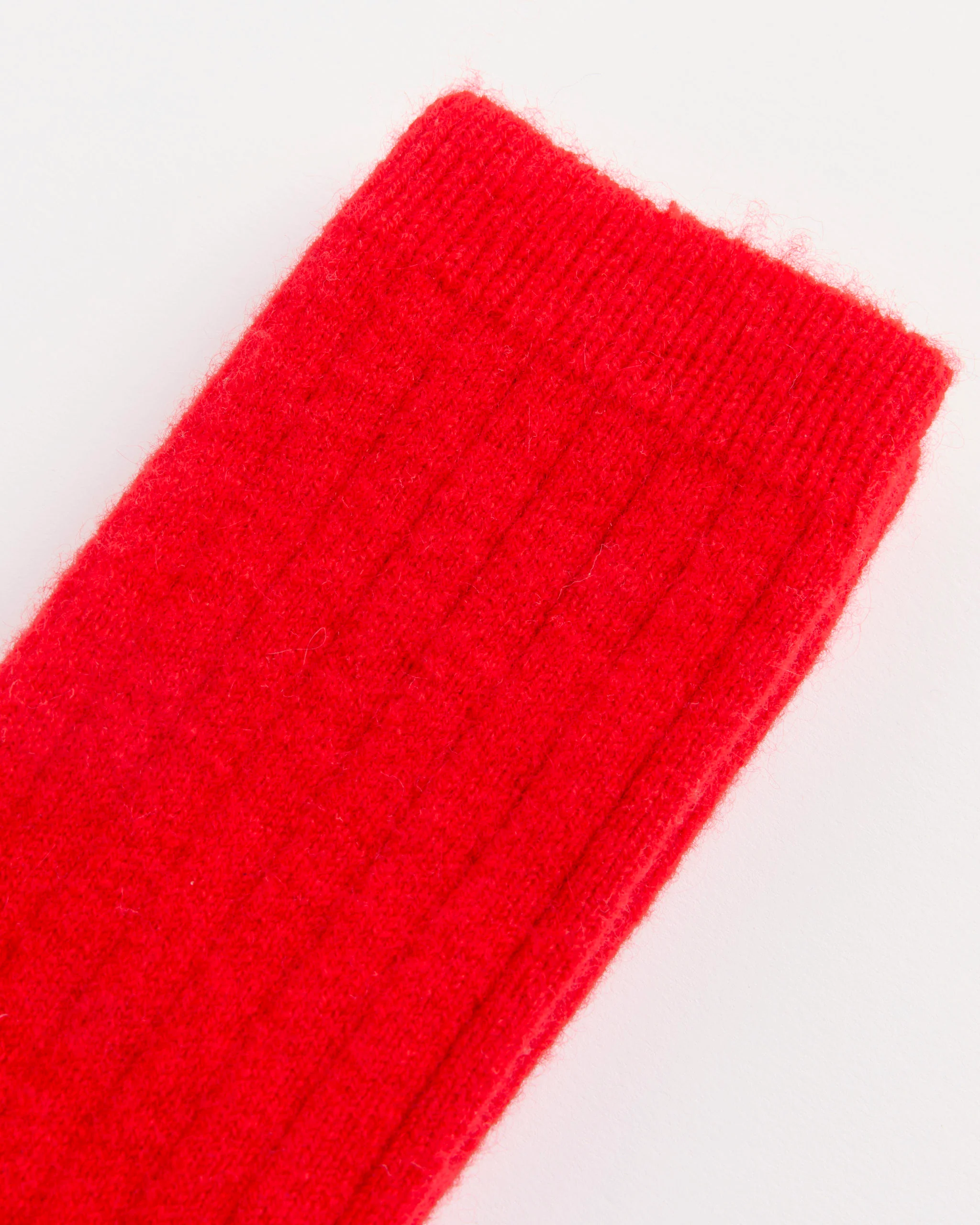 Italian Cashmere Cozy Rib Crew in Scarlet - Image 2