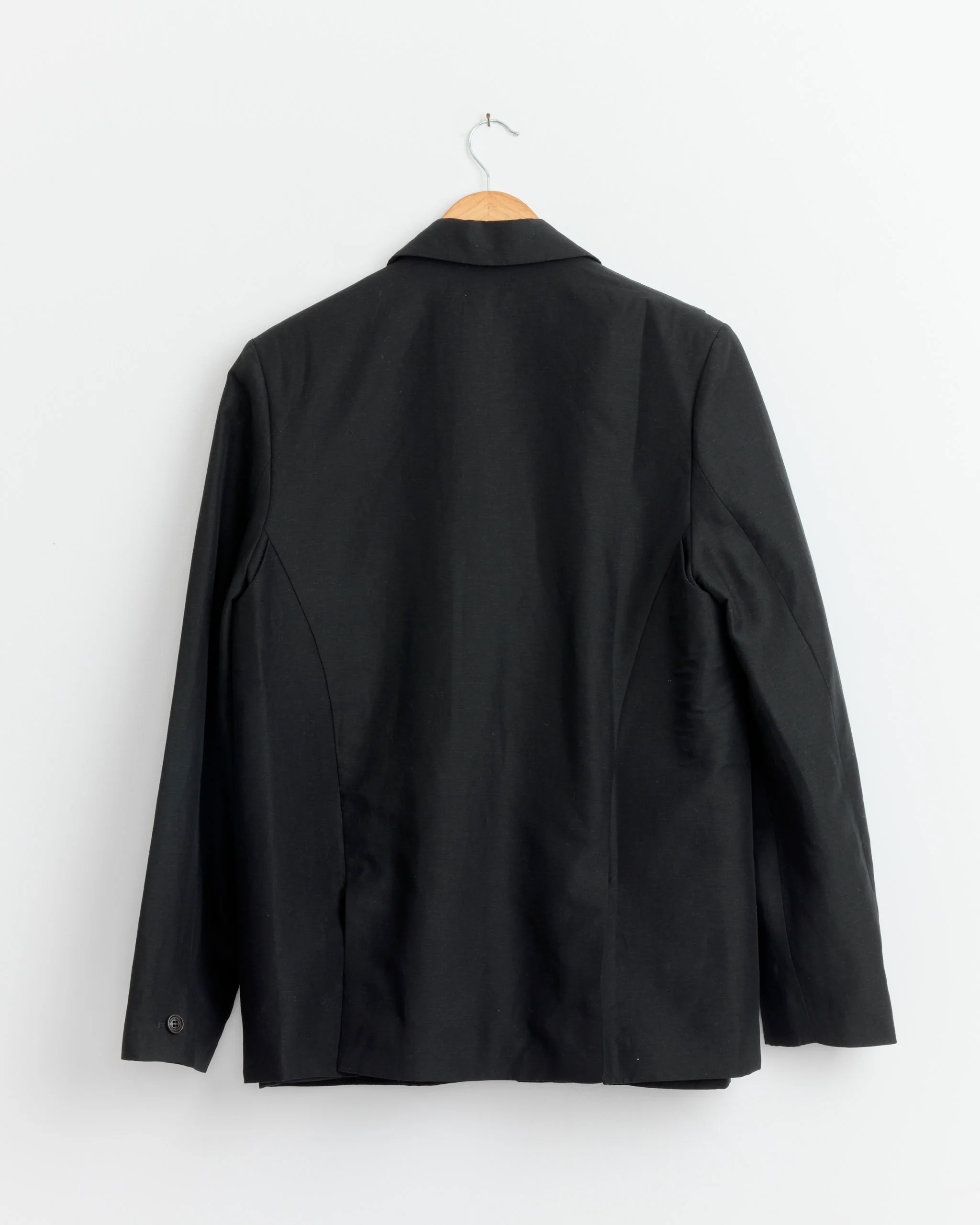 Beetle Blazer in Black - Image 3