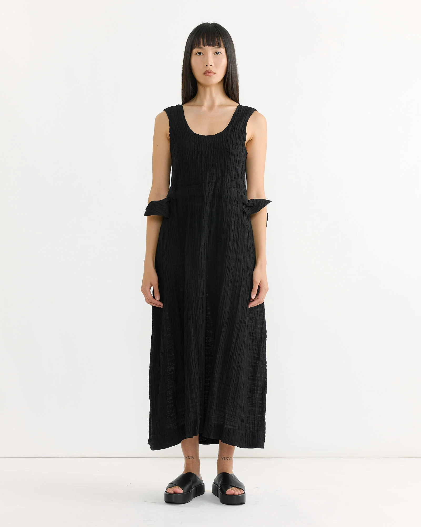 Fest Dress in Black