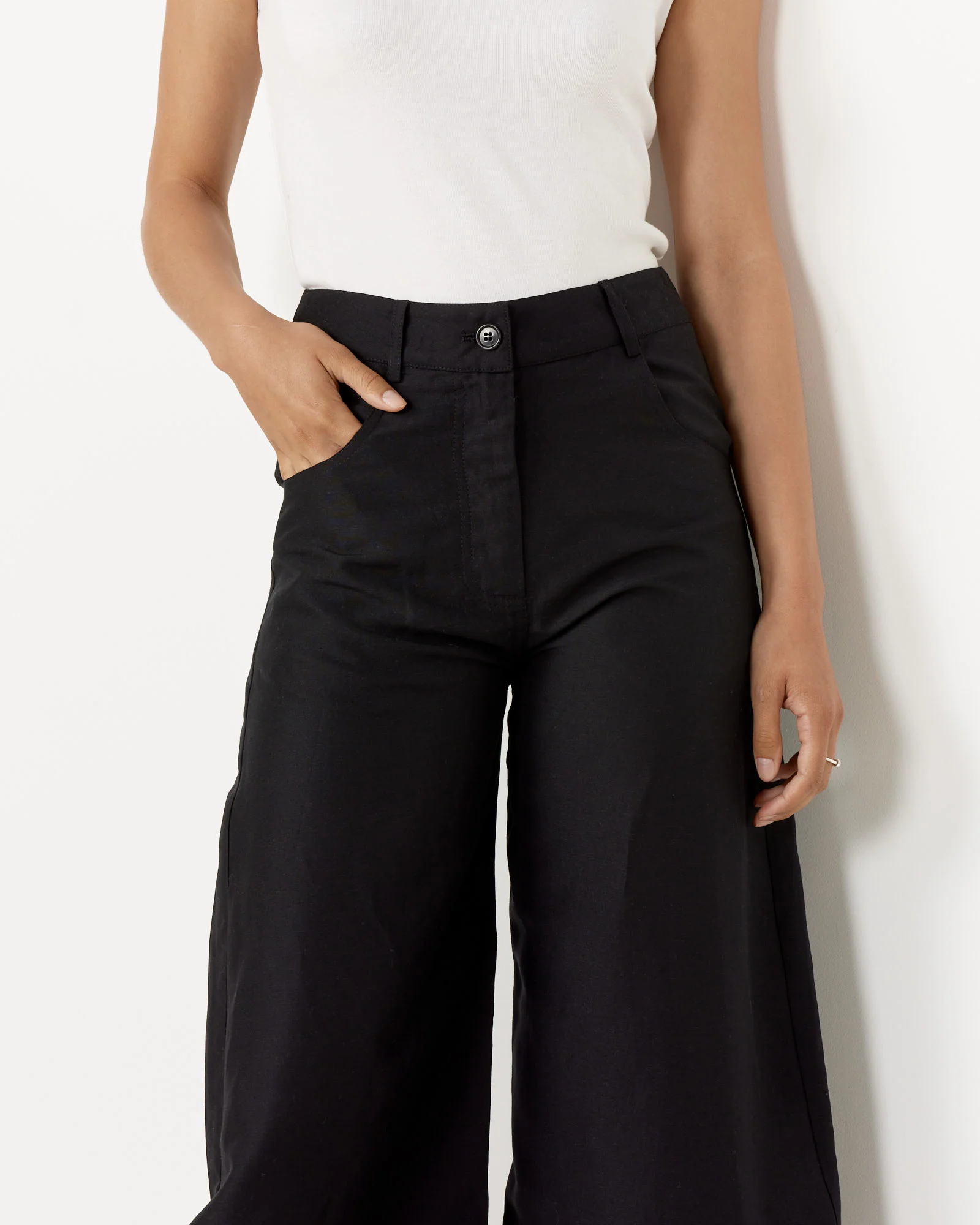 Pipette Pant in Black - Image 3