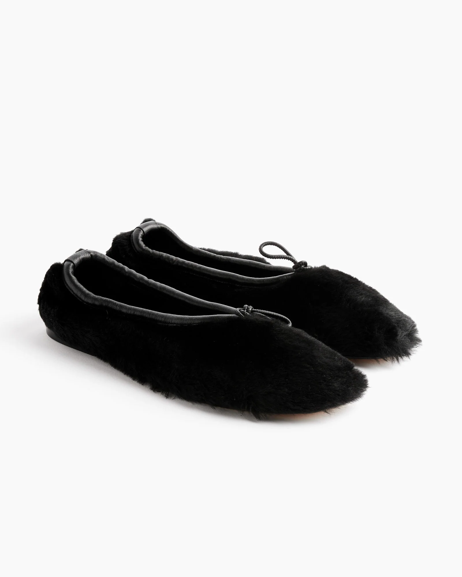 Puntera Shearling Flat in Black - Image 3