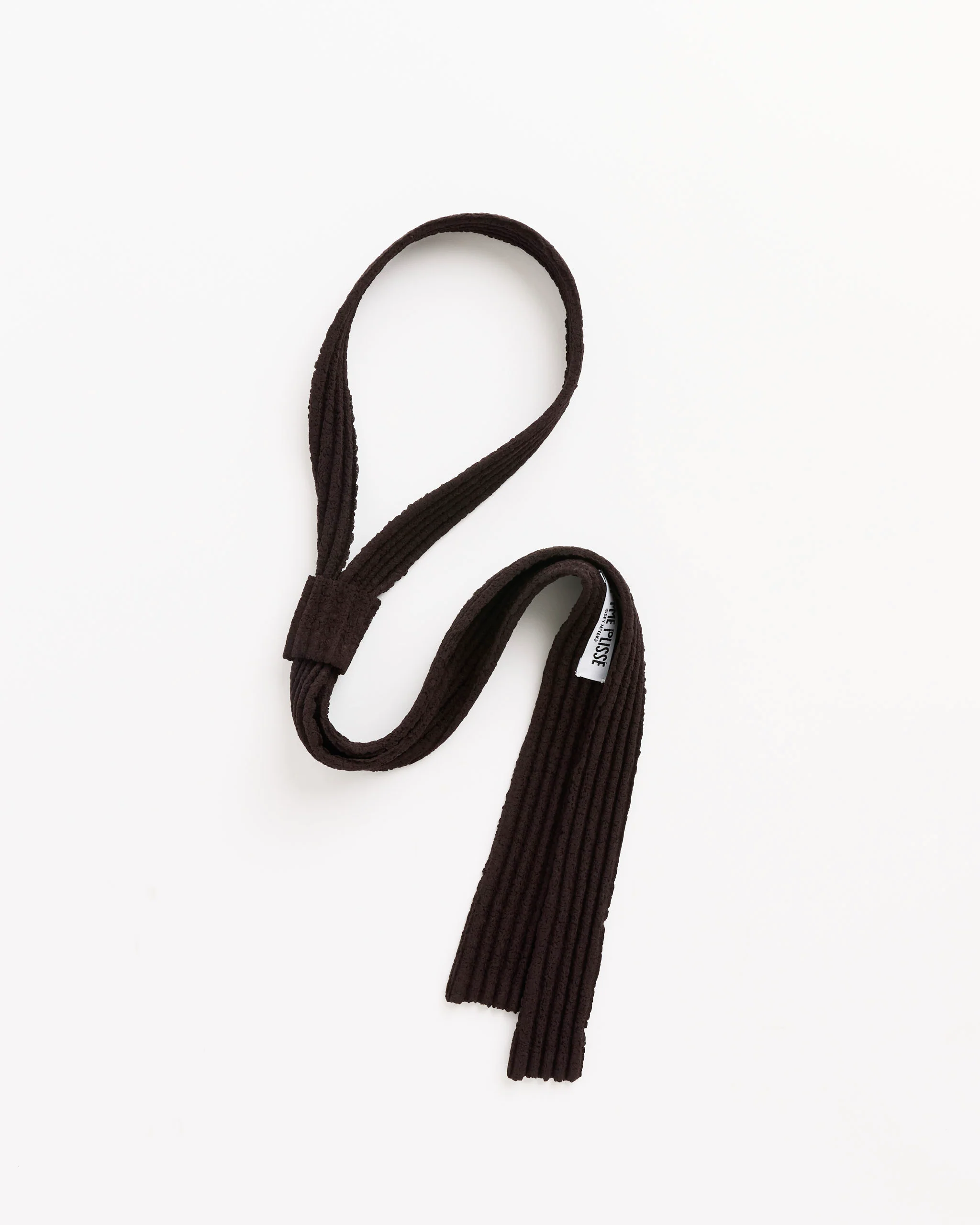 Pleated Seersucker Tie in Brown