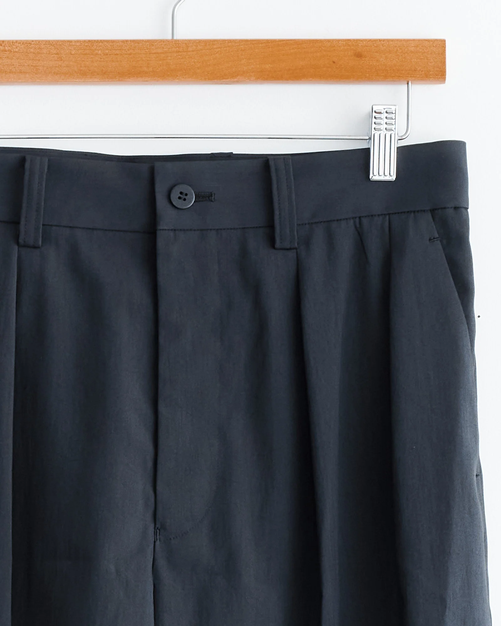Air Pant in Black - Image 2