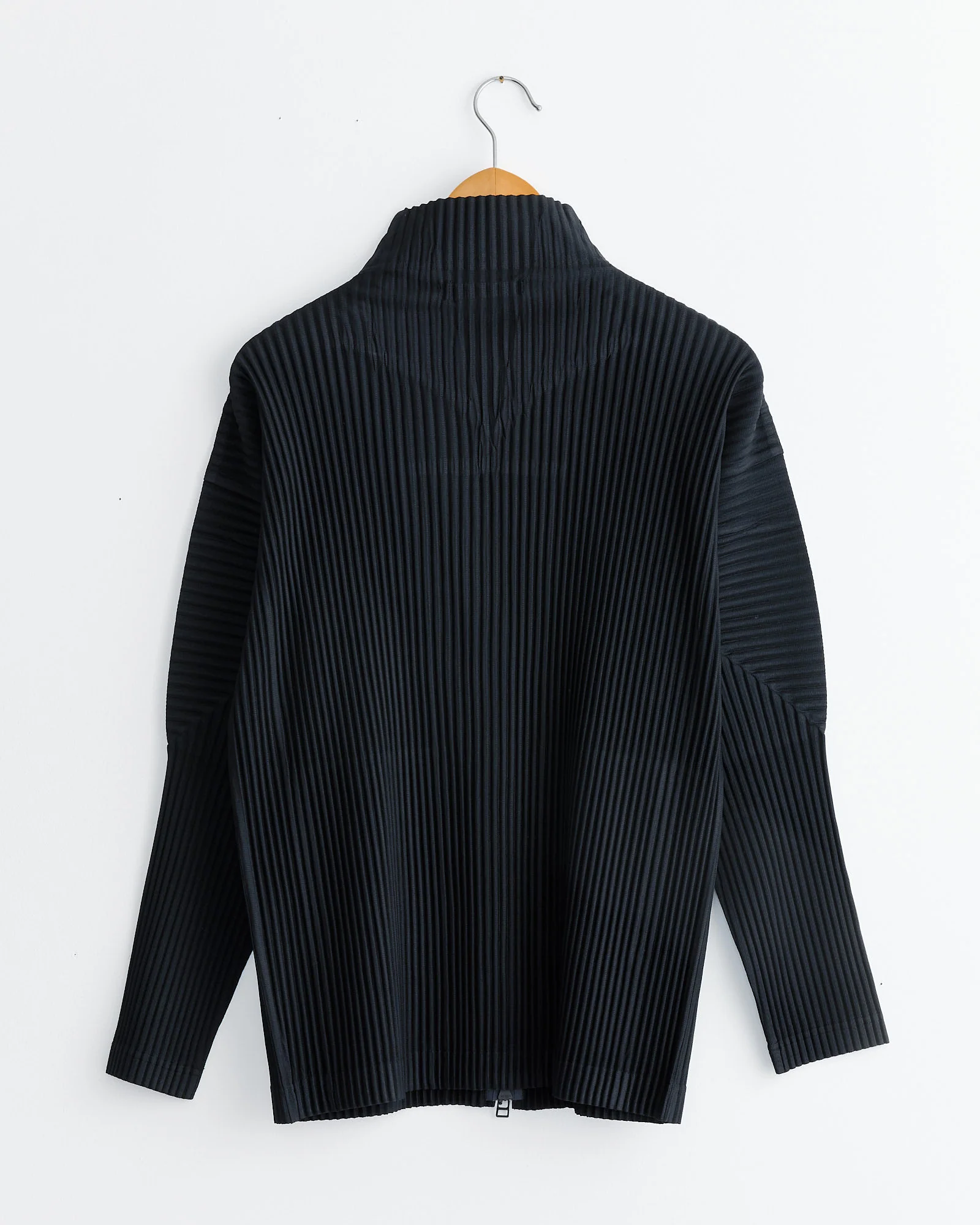 Basics Jacket in Black - Image 3