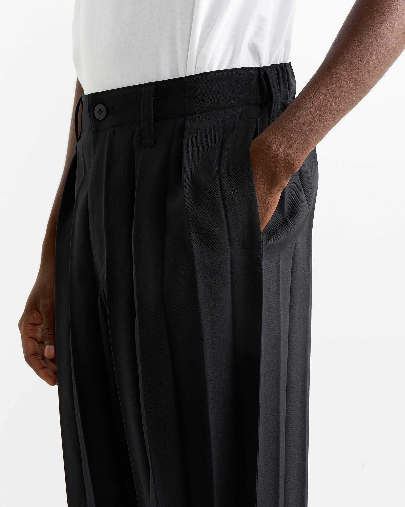 Edge Ensemble Pant in Black - Image 3