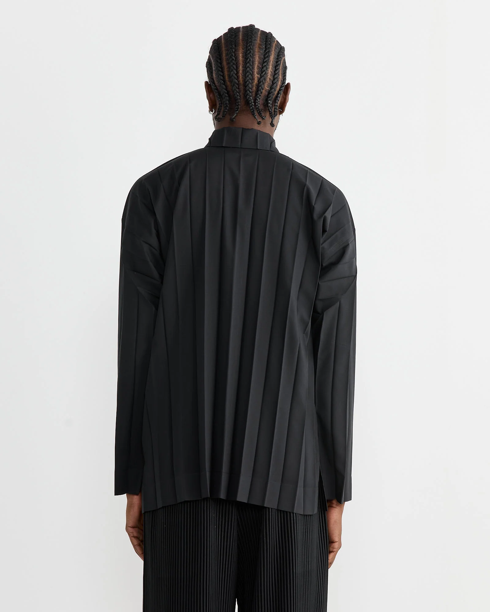 Edge Shirt in Black - Image 4