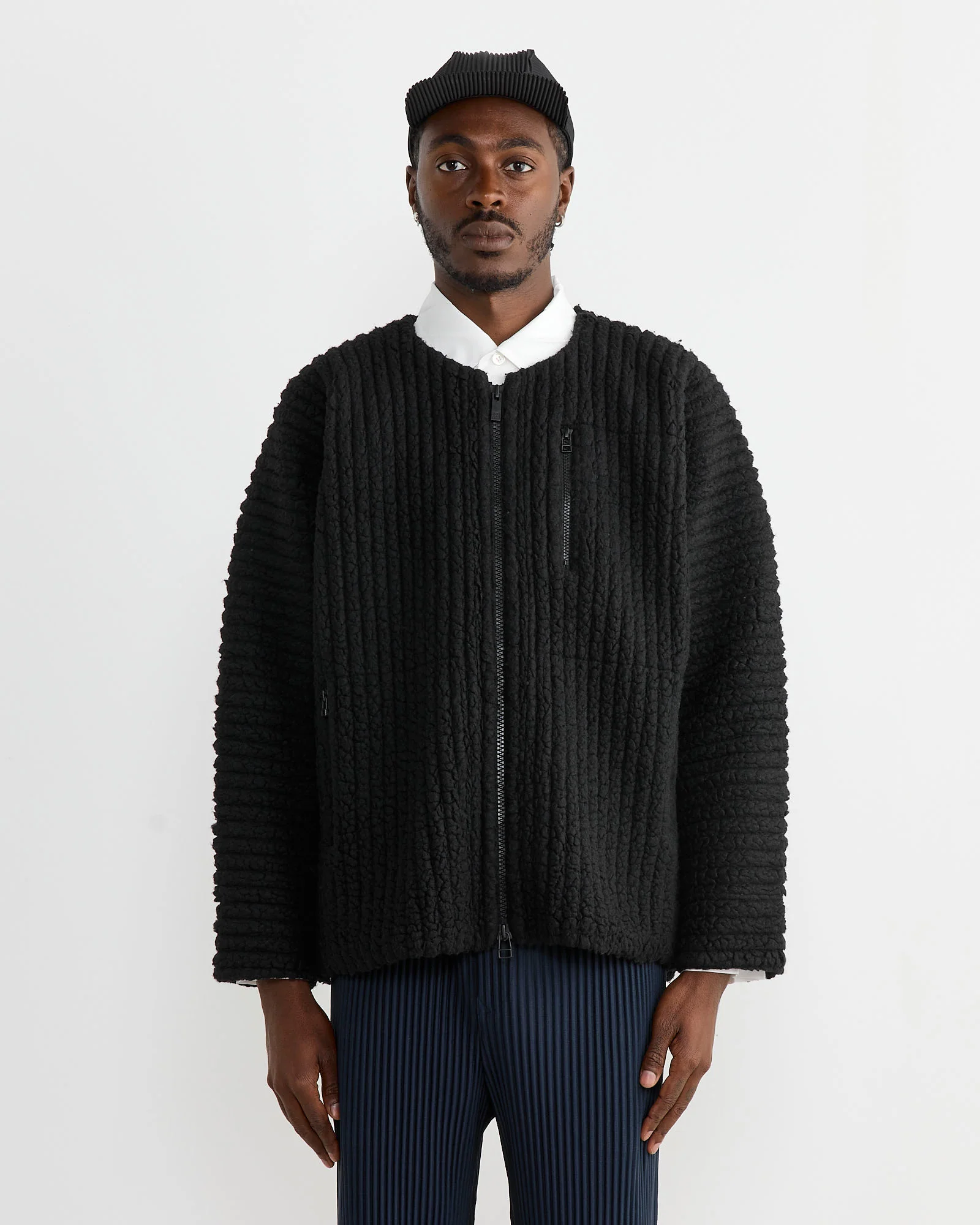 Fleece Pleats Jacket in Black