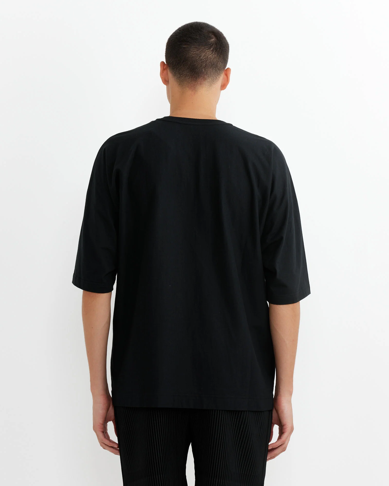 Release Basic T-Shirt in Black - Image 4