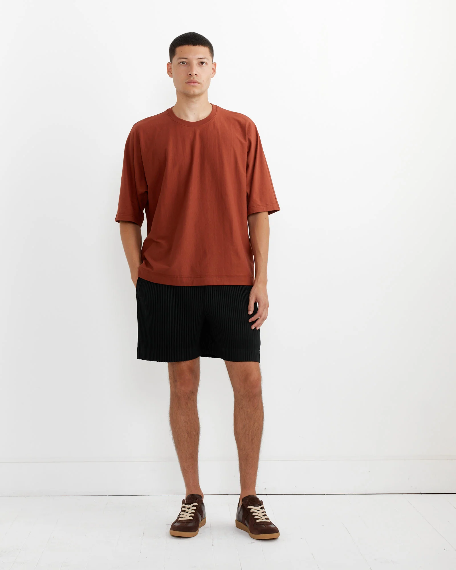 Release T-Shirt in Brown - Image 2