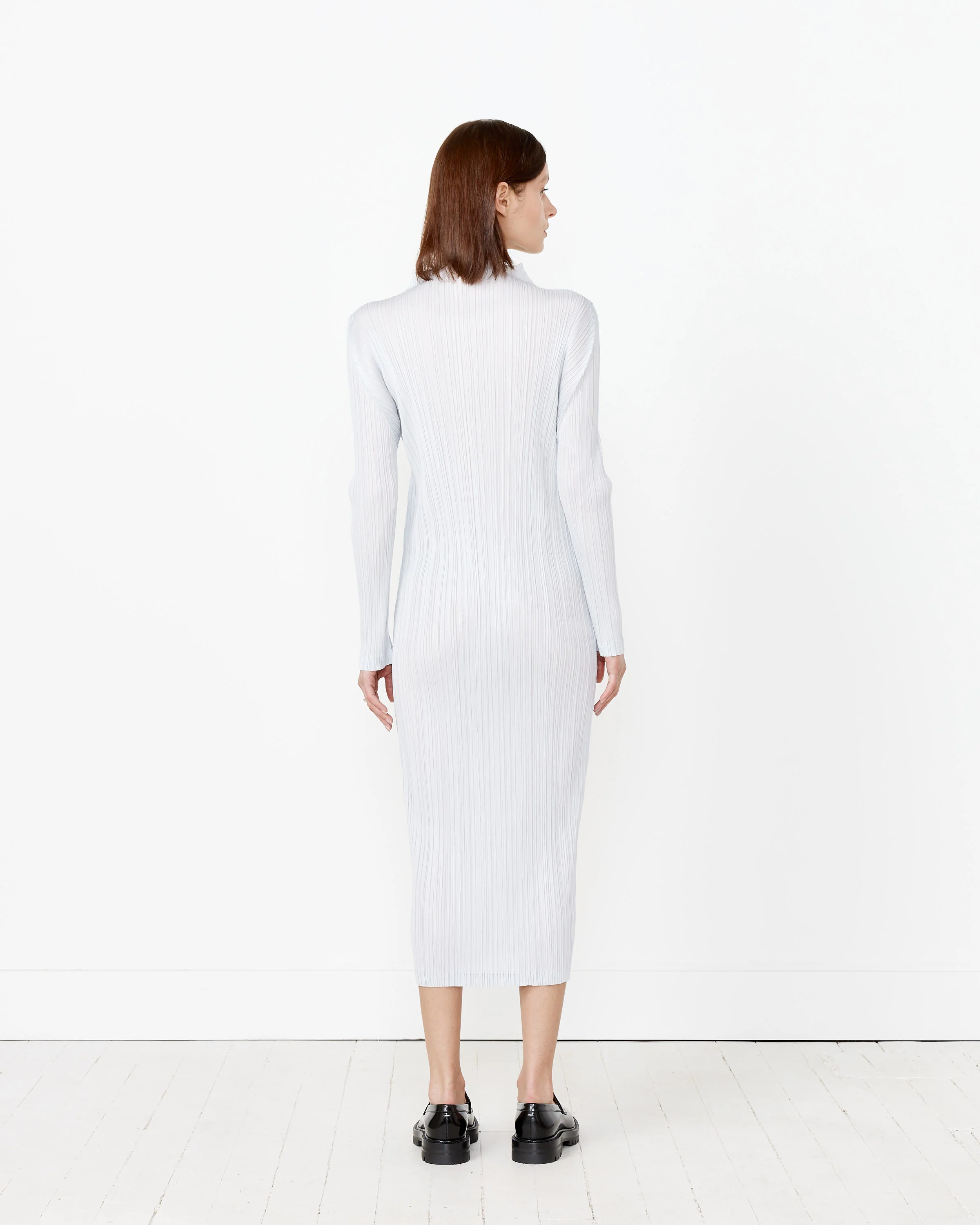 Dress in Light Gray - Image 4