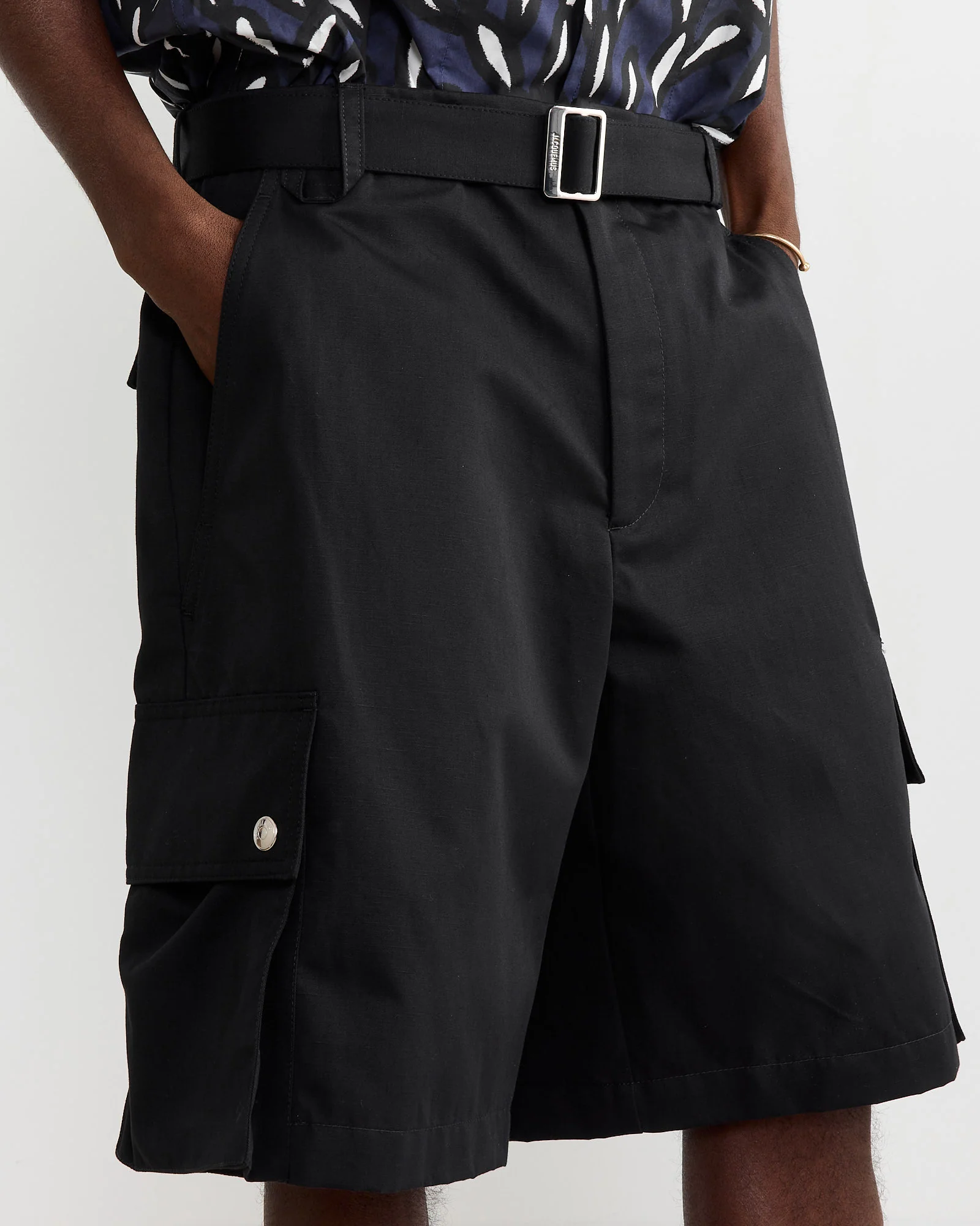 Le Cargo Bermuda Short in Black - Image 3