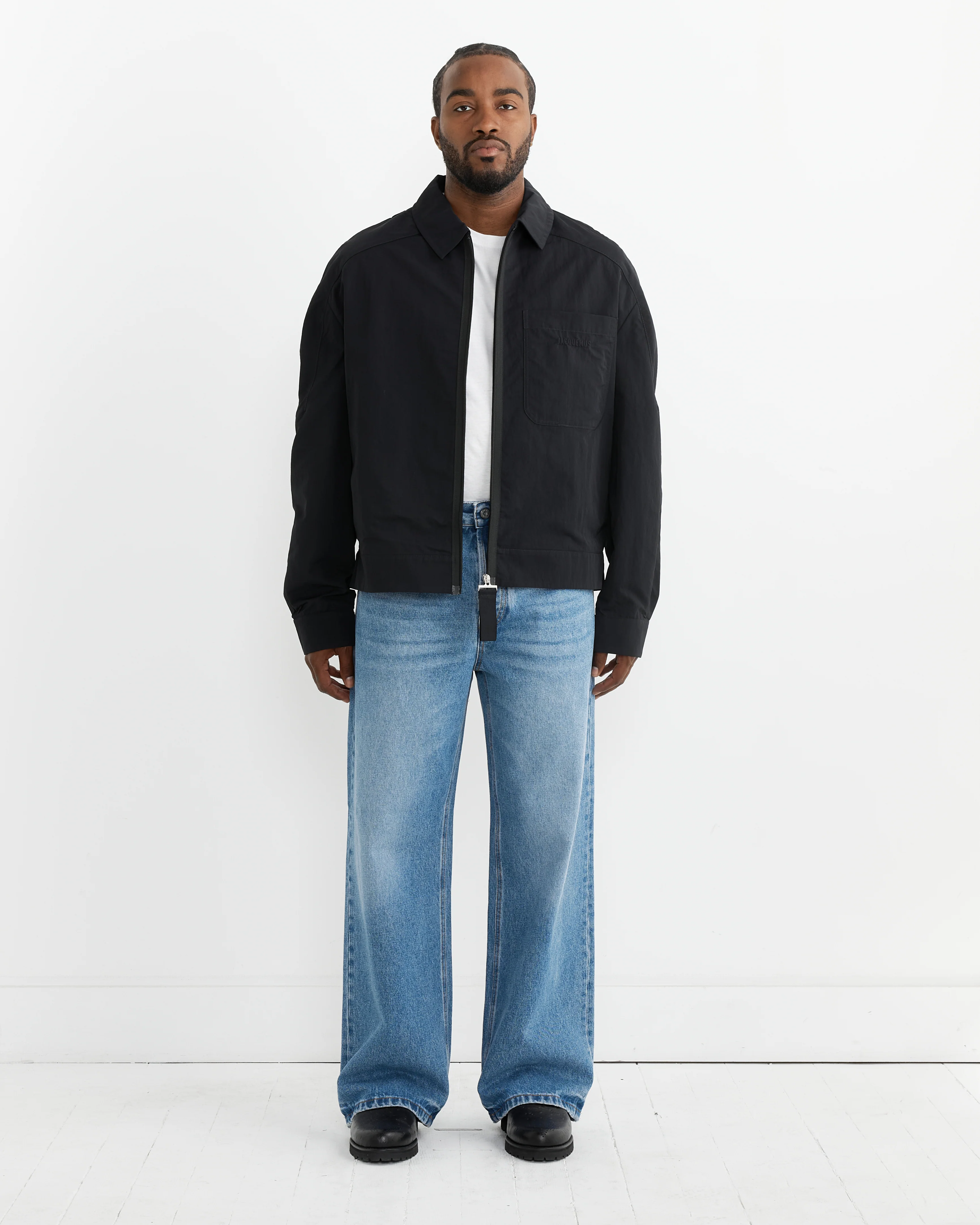 Le De-Nimes Large Jean in Blue/Tabac - Image 2